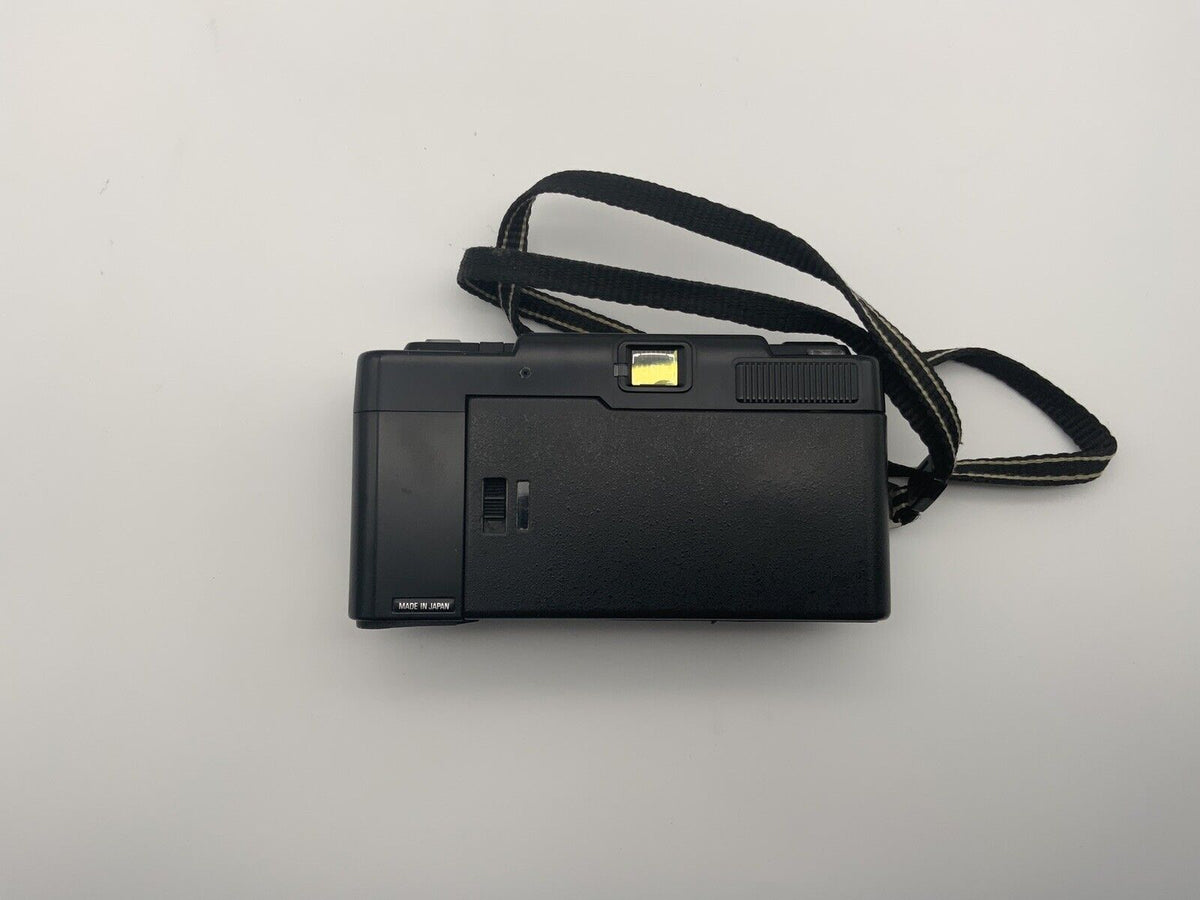 Ricoh FF-3AF Super with Rikenon 3.2/35mm analog camera AF autofocus