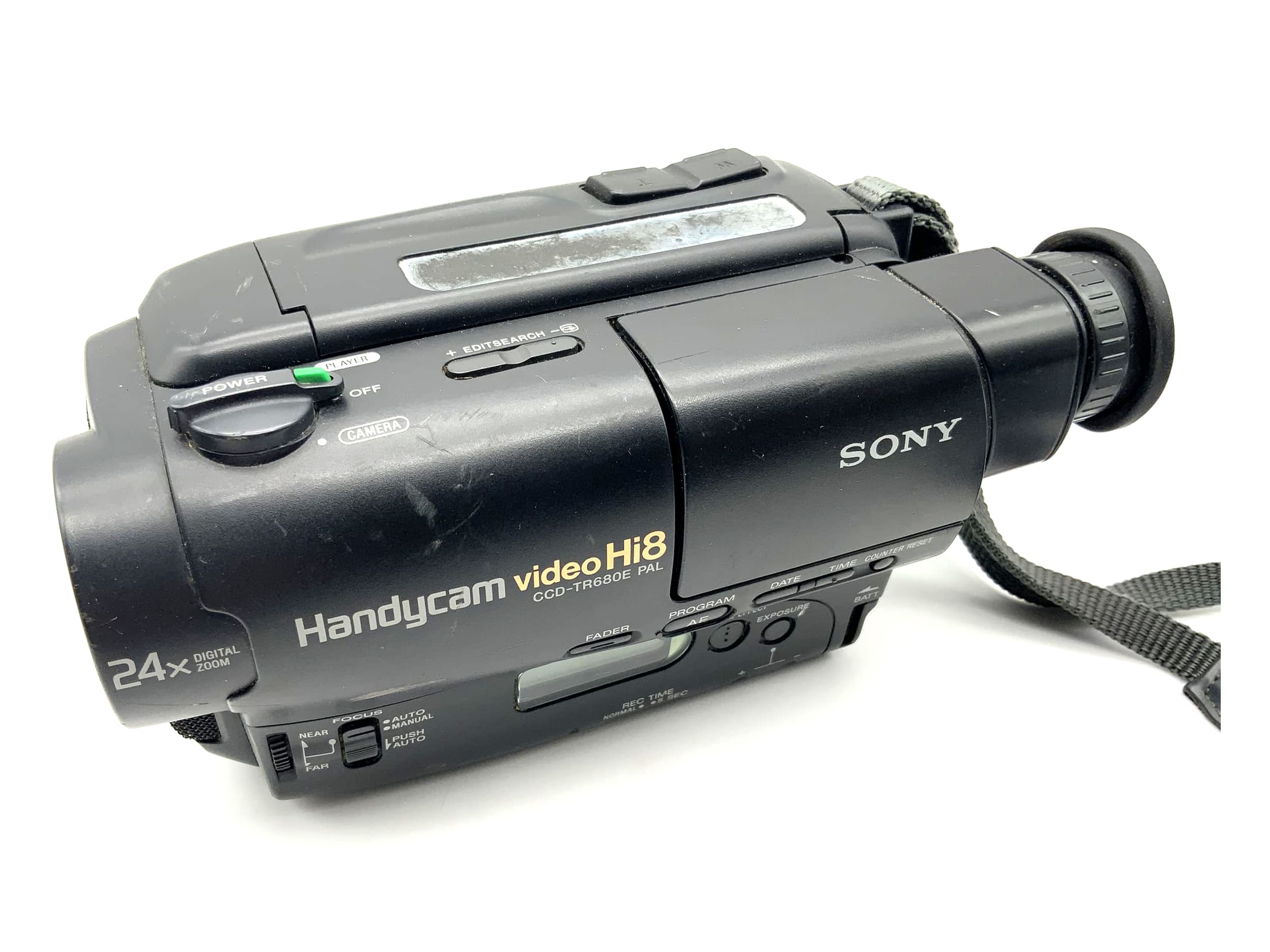 Sony Handycam video Hi8 CCD-TR680E PAL Camcorder Videokamera mit Akku