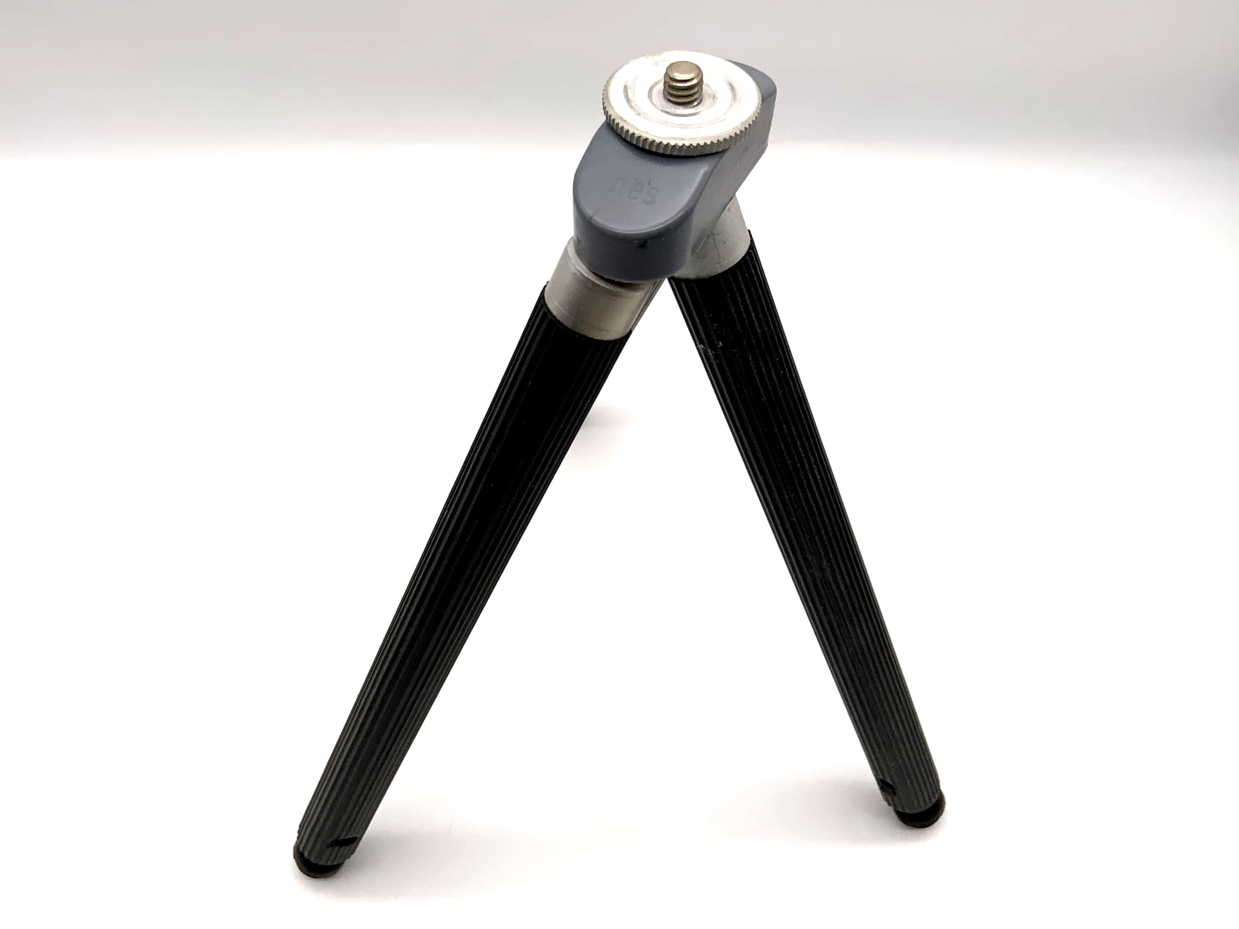 VEB Ines Tischstativ Tripod Dreibein Taschenstativ