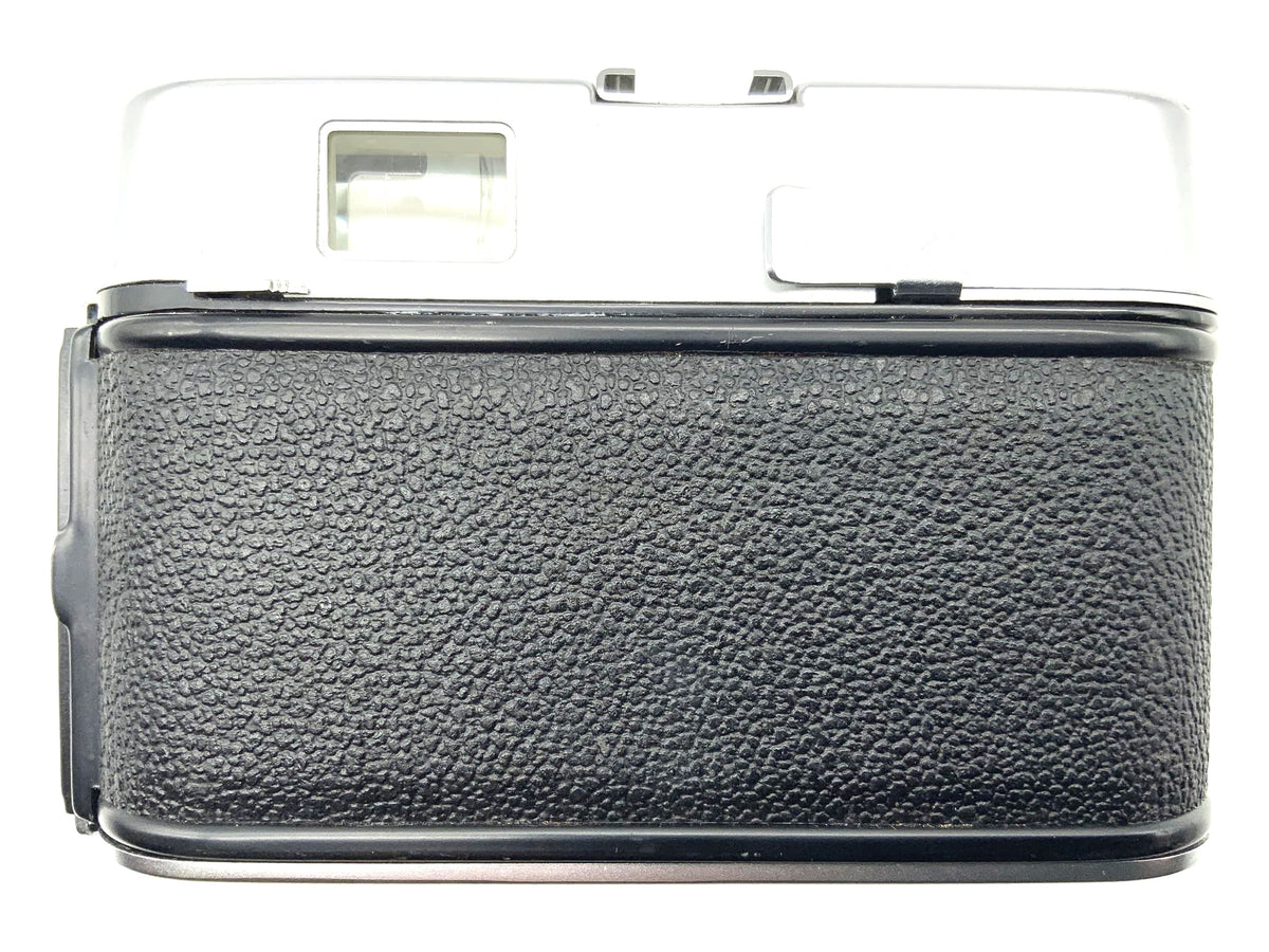 Voigtländer Vito CL rangefinder camera with Skopar 50mm 1:2.8 and 35mm Pronto LK lenses.