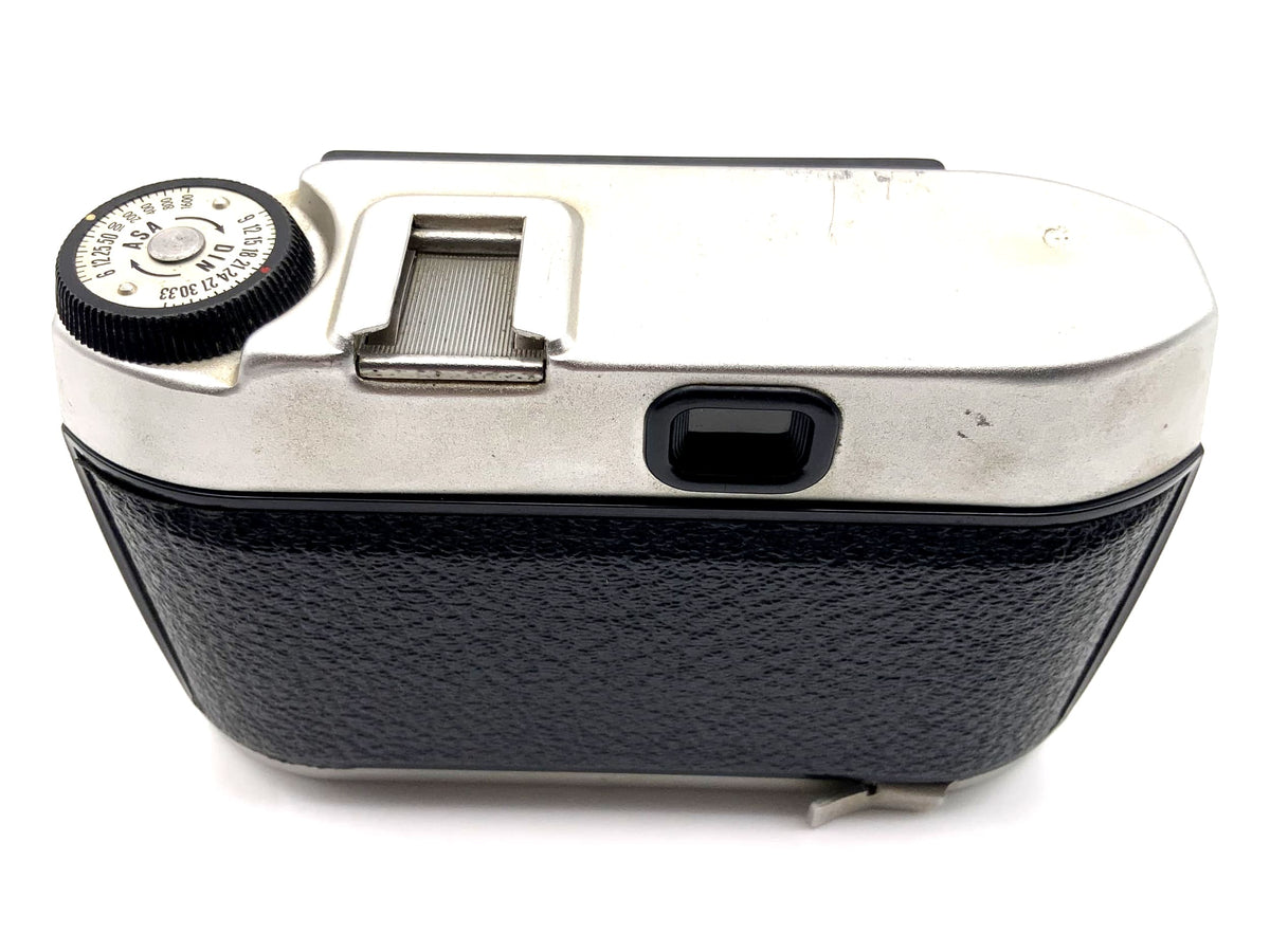 Appareil photo compact 35 mm Balda Baldinette avec viseur et objectif Color Isconar 45 mm 1:2.8