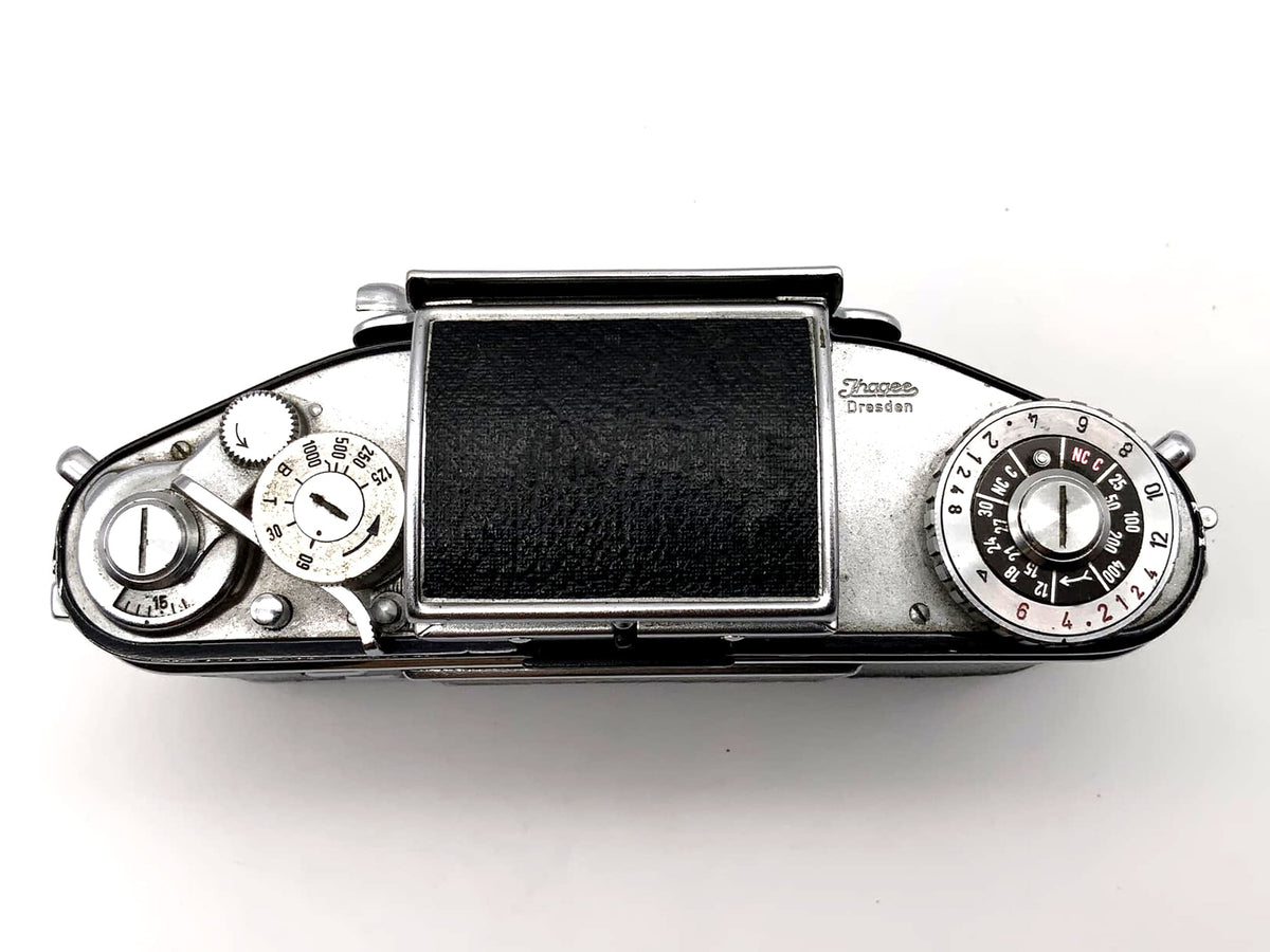 Appareil photo reflex mono-objectif Exakta Varex II b SLR 2b avec viseur de poitrine, objectif Ihagee 35 mm et boîtier.