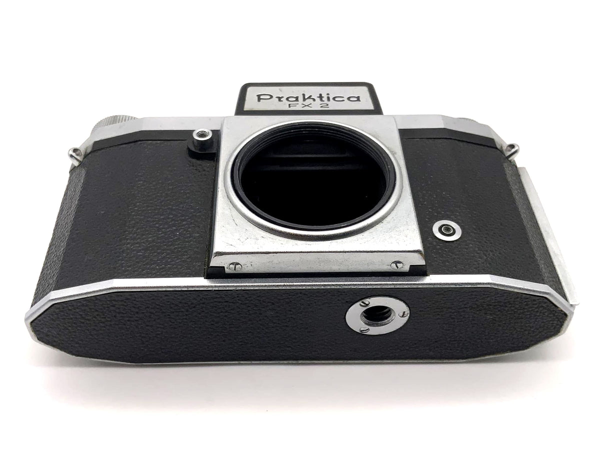 Appareil photo reflex Praktica FX 2 avec viseur de poitrine et objectif Pentacon 35 mm, boîtier