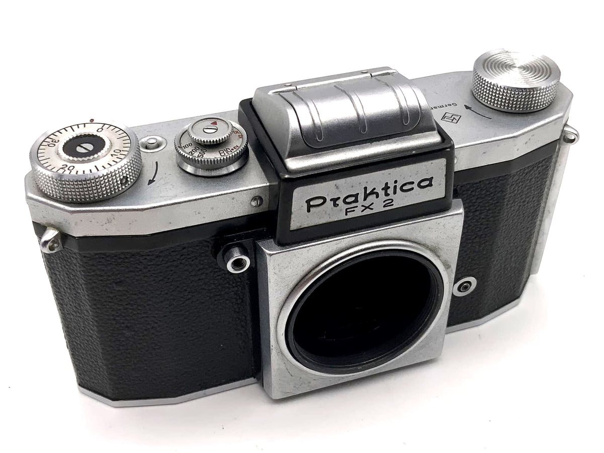 Appareil photo reflex Praktica FX 2 avec viseur de poitrine et objectif Pentacon 35 mm, boîtier