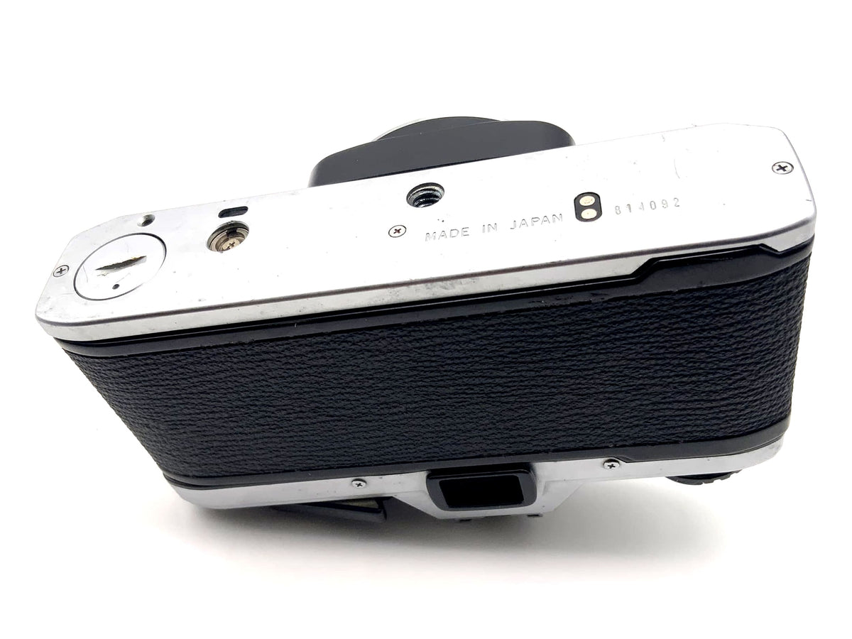 Olympus OM 10 SLR camera 35mm camera body