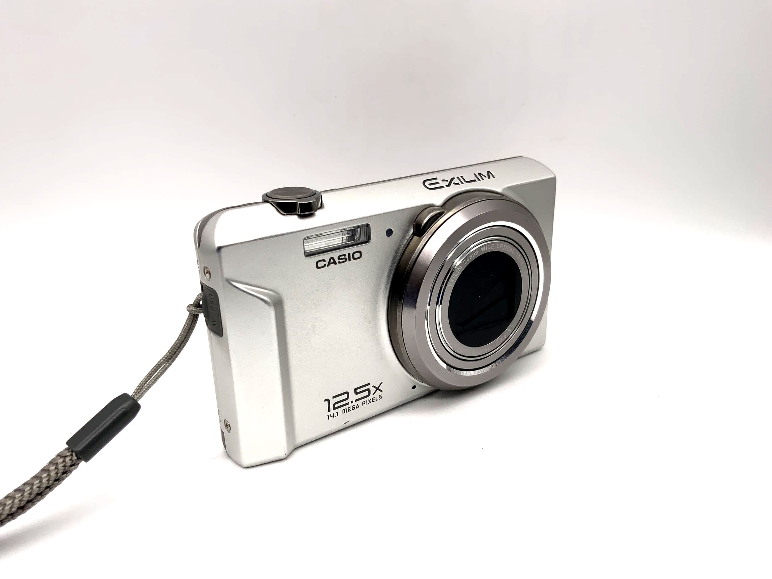 Casio Exilim EX-ZS100 24mm Wide Optical 12.5x f=4.24-53.0mm 1:3.0-5.9 CCD 14.1MP