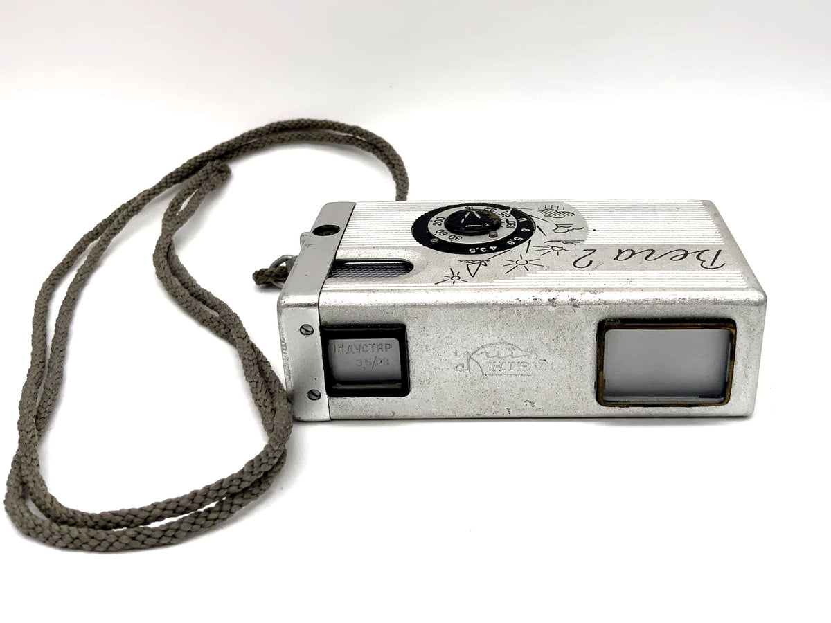 Kiev Vega 2 Miniaturkamera mit Industar M 1:3,5/ 23mm Kleinstbildkamera