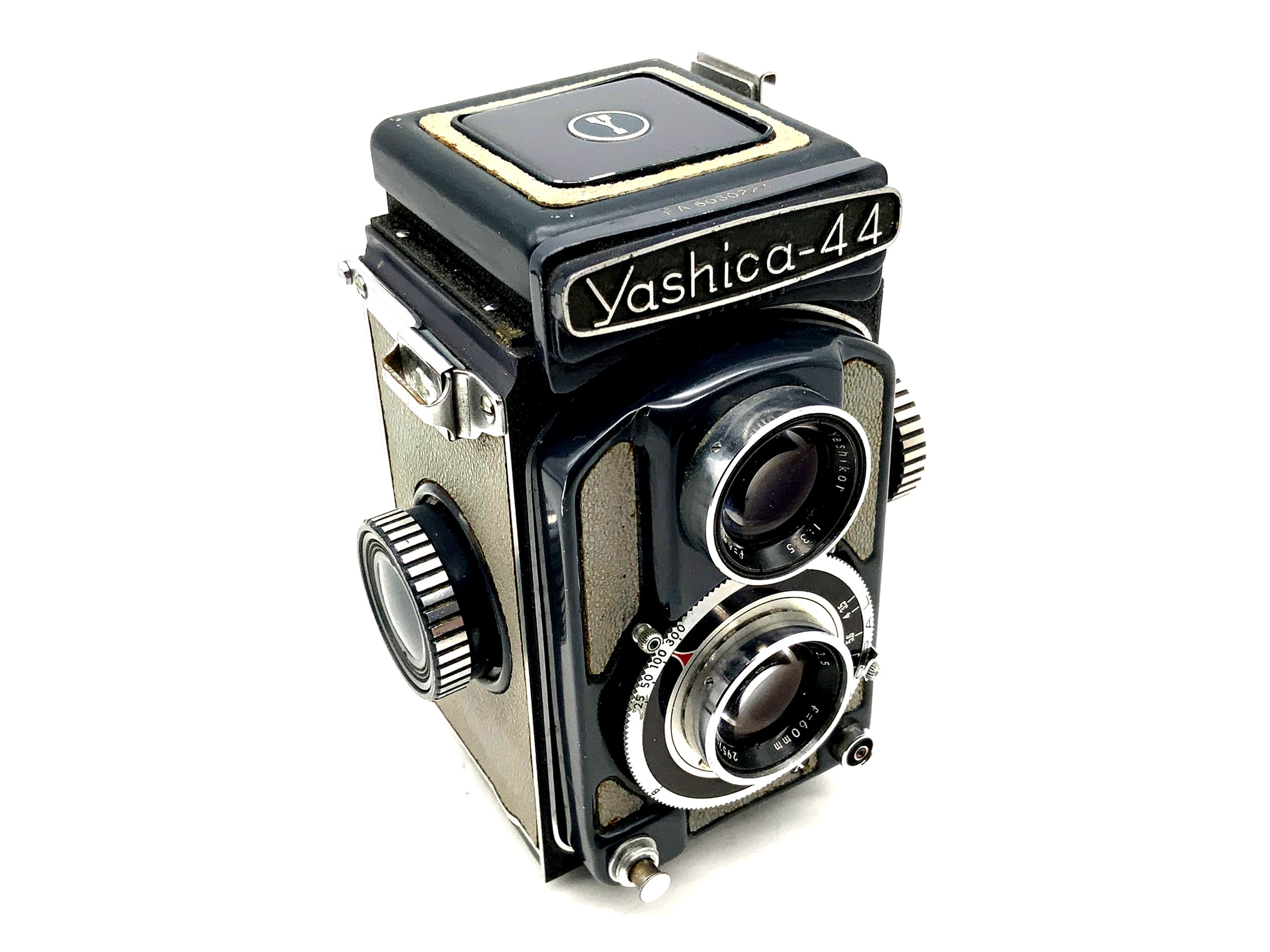 Yashica 44 TLR mit Yashikor 1:3.5 f=60mm Copal zweiäugige Kamera