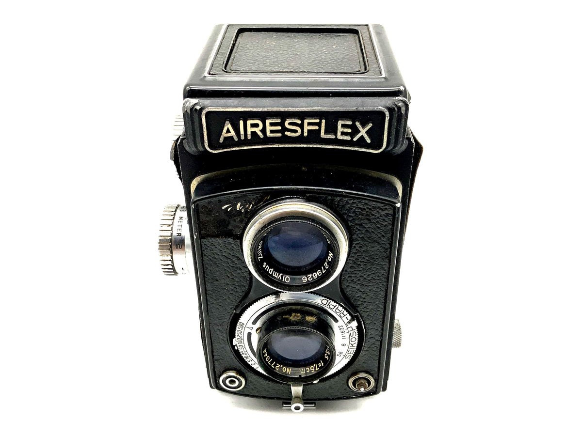 Aires Airesflex TLR mit Olympus Zuiko F.C. 1:3.5/7,5cm zweiäugige Kamera