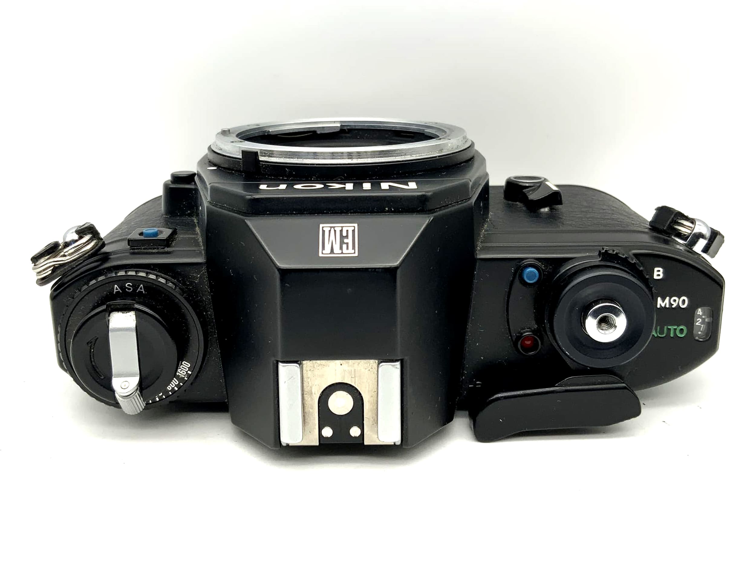 Nikon EM 35mm Spiegelreflexkamera SLR Kamera Body Gehäuse (Nikon F)
