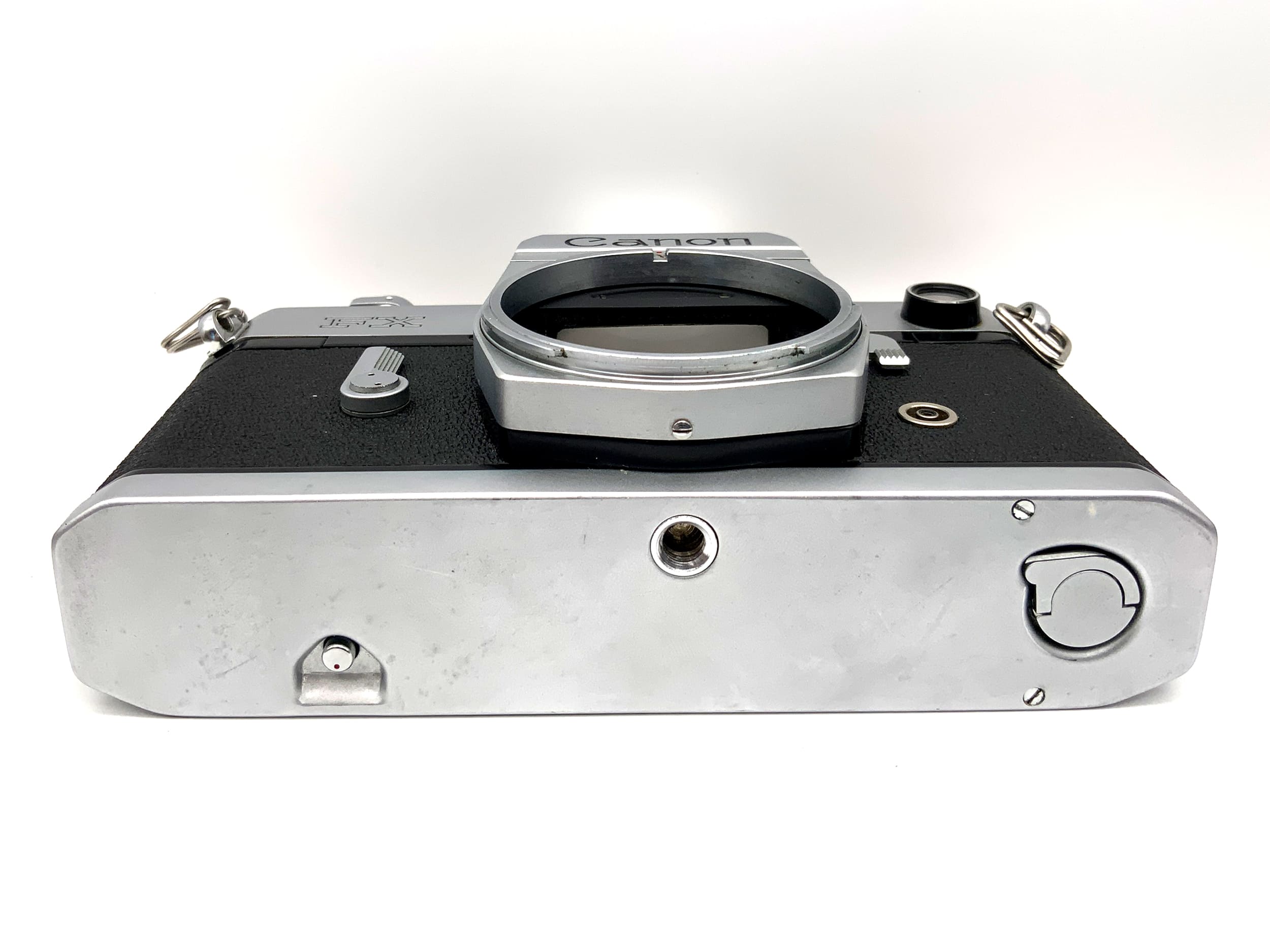 Canon FX 35mm Spiegelreflexkamera SLR Body Gehäuse (Canon FD) !Beli defekt!