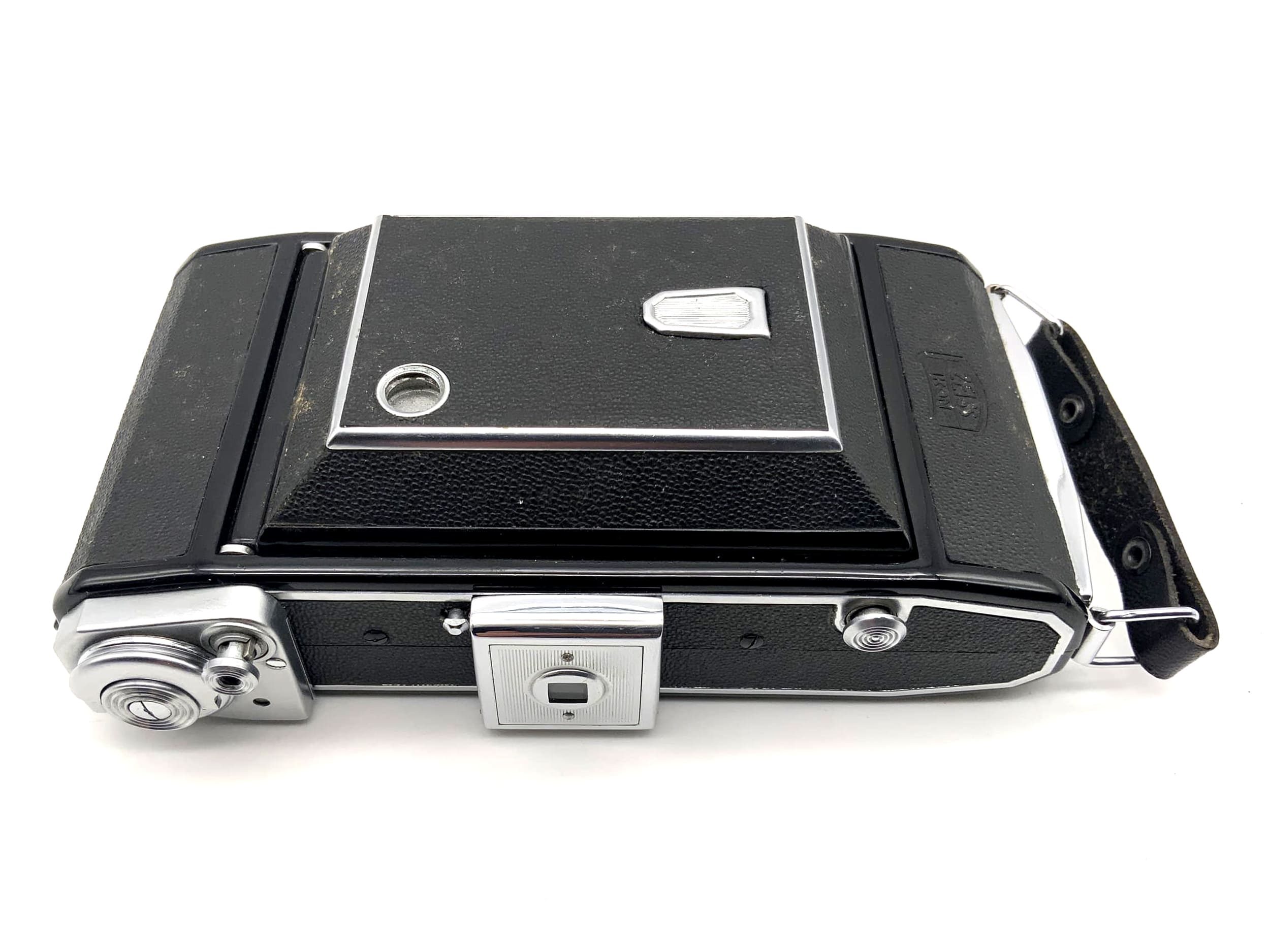 Zeiss Ikon Ikonta 521/2 folding camera with Novar Anastigmat 1:3.5 105mm Prontor-S