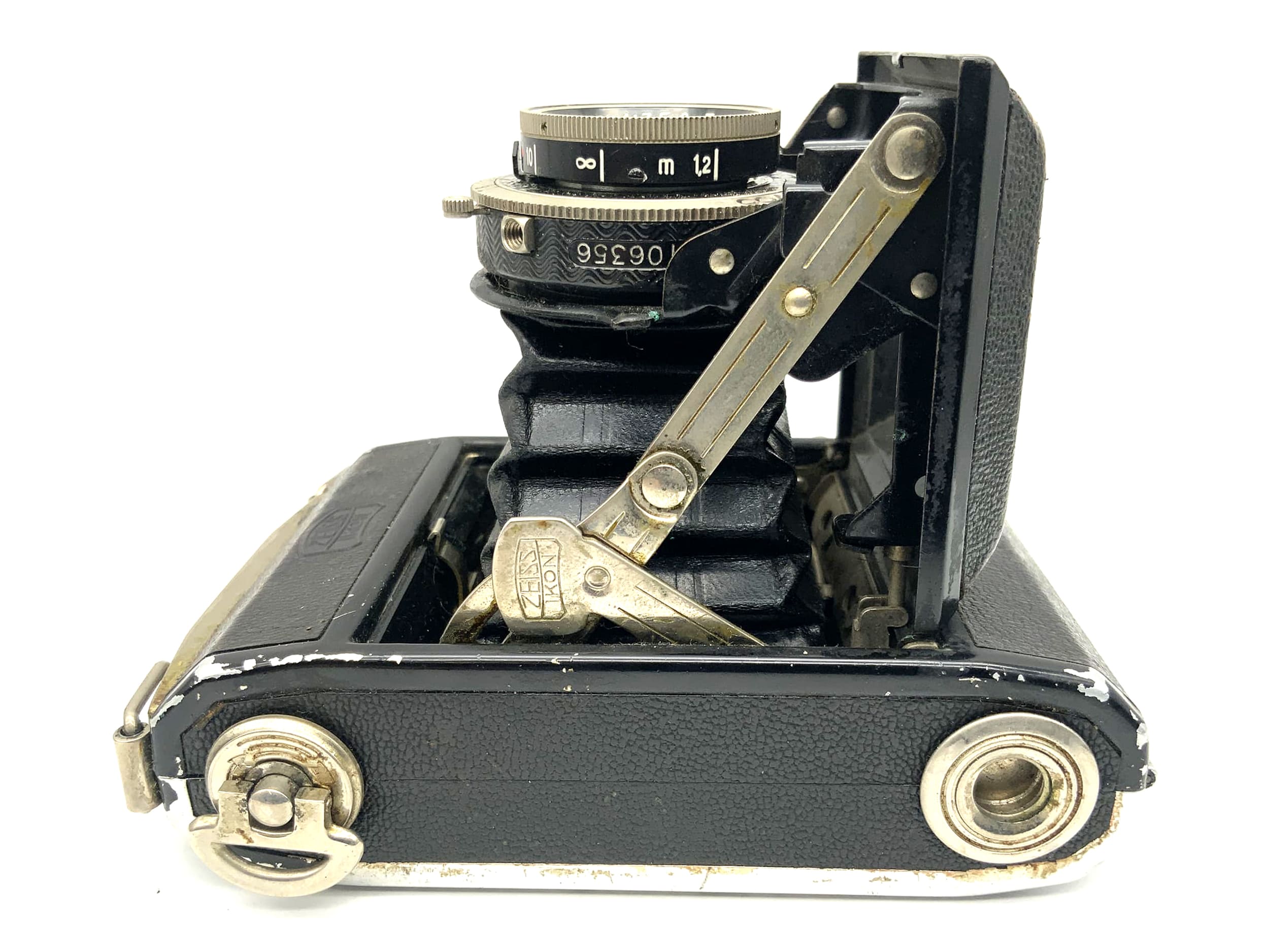 Zeiss Ikon Ikonta 520 with Carl Zeiss Tessar 1:3.5 7cm 70mm Compur-Rapid