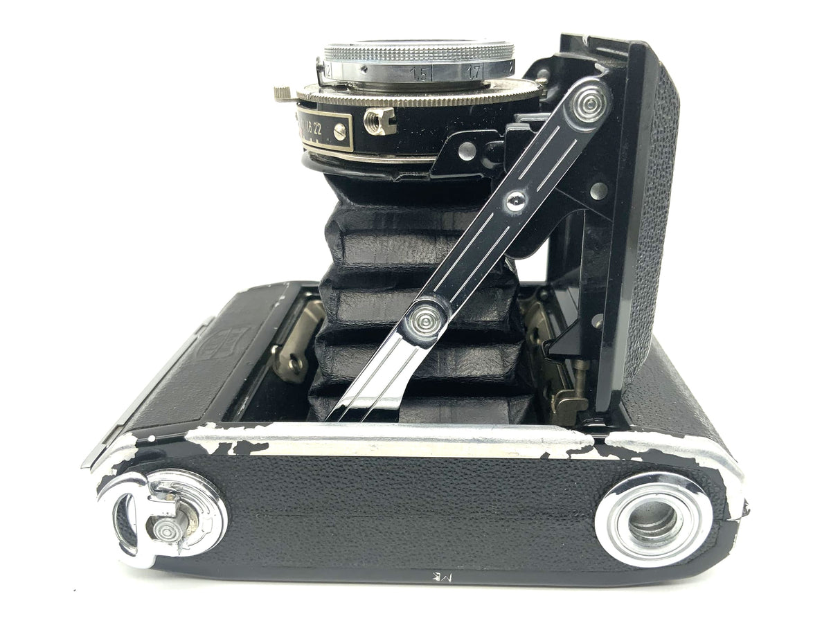Appareil photo pliant Zeiss Ikon Nettar 515 avec objectif Anastigmat 1:4,5 7,5 cm 75 mm argentique