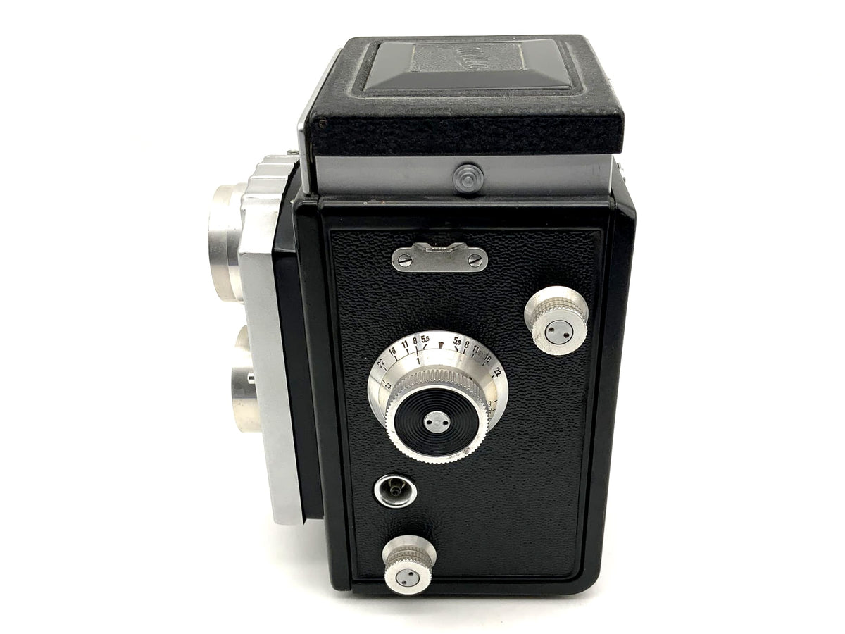 Welta Weltaflex TLR with Meyer Optik Trioplan 1:3.5/75mm red V Vebur twin-lens reflex