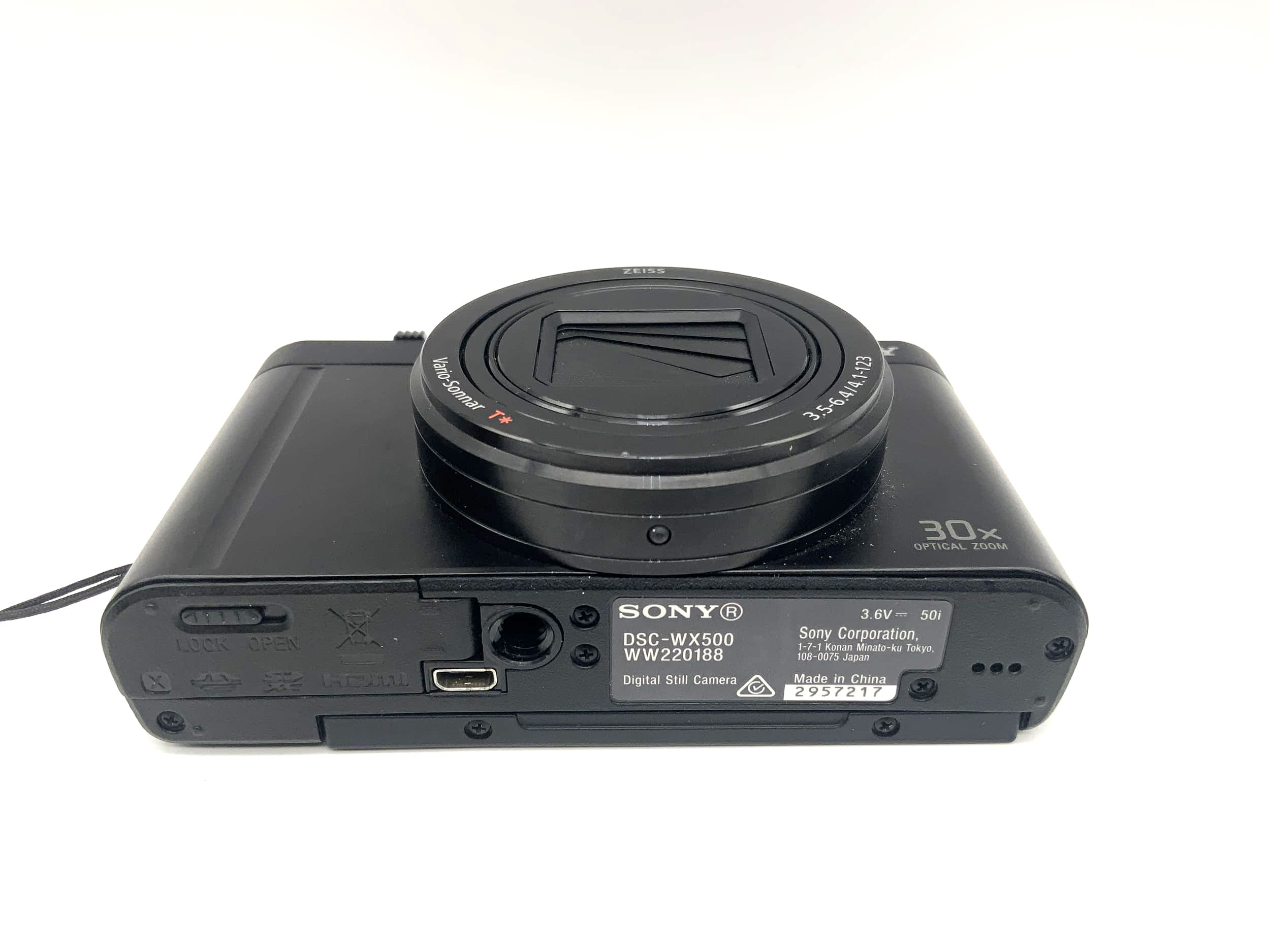 Sony Cyber Shot DSC-WX500 mit Zeiss Vario-Sonnar red T* 3.5-6.4 / 4.1-123 18.2MP