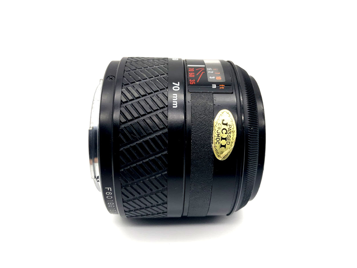 Yashica 35mm-70mm 1:3.3-4.5 Lens AF Lens Macro Kyocera Lens (Yashica KA-R)