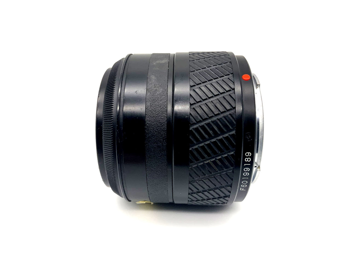 Yashica 35mm-70mm 1:3.3-4.5 Lens AF Lens Macro Kyocera Lens (Yashica KA-R)