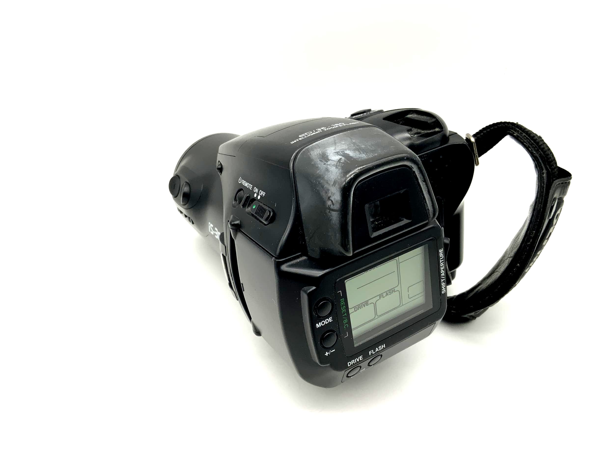 Olympus IS-3000 Bridge-Kamera mit Zoom Lens AF 35-180mm 1:4.5-5.6