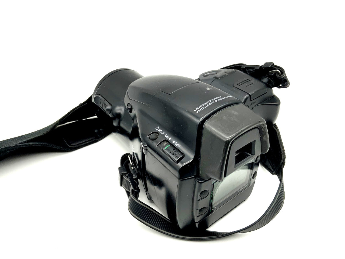 Appareil photo bridge Olympus IS-1000 avec objectif zoom ED 35-135 mm 1:4,5-5,6