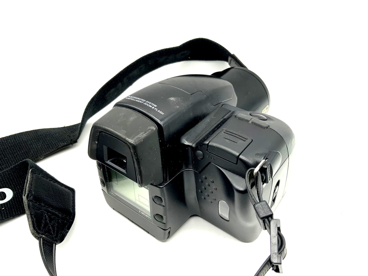 Appareil photo bridge Olympus IS-1000 avec objectif zoom ED 35-135 mm 1:4,5-5,6