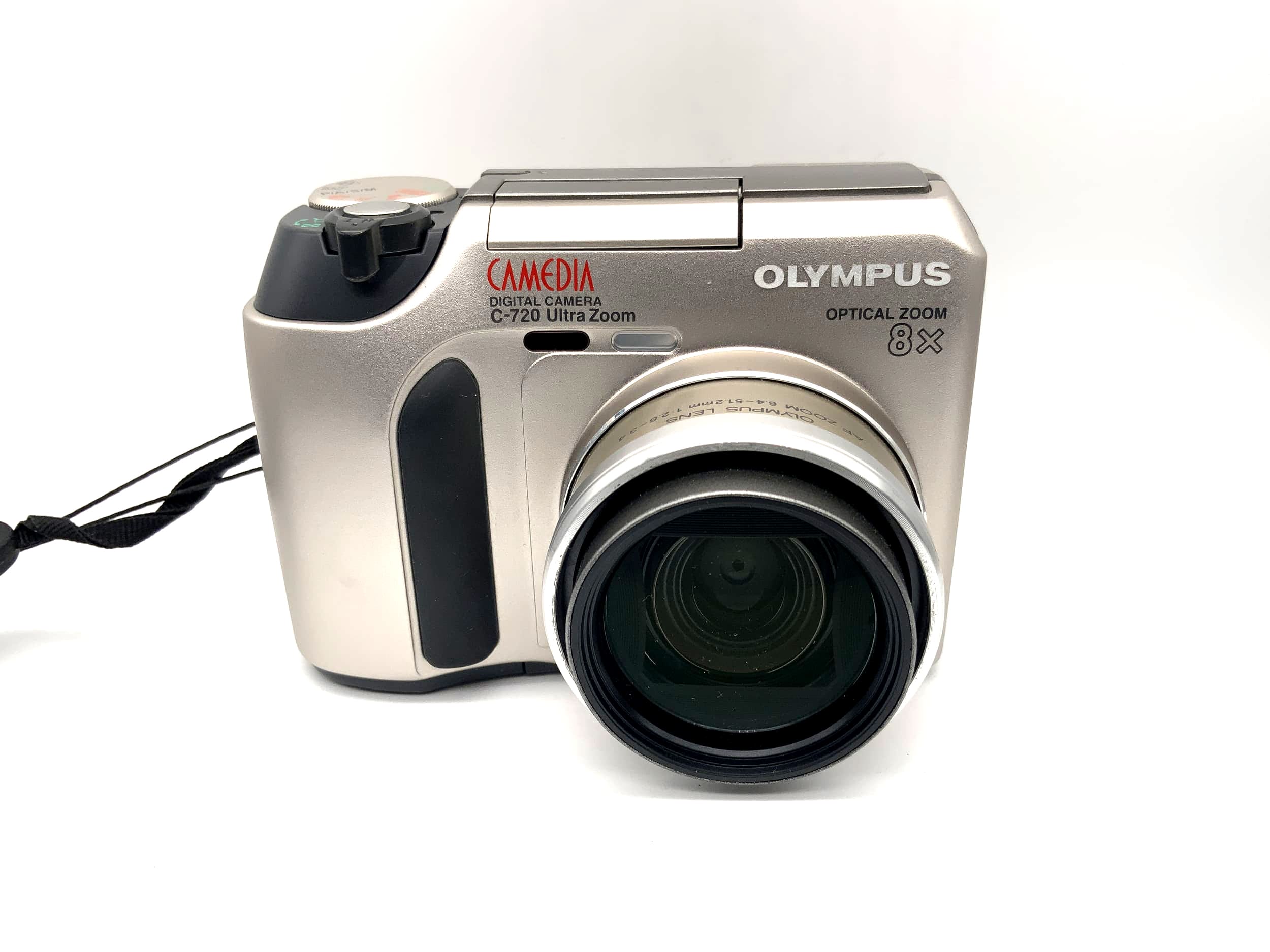 Olympus C-720 Ultra Zoom mit Zoom Lens AF 6.4-51.2mm 1:2.8-3.4 3.0 MP Camedia