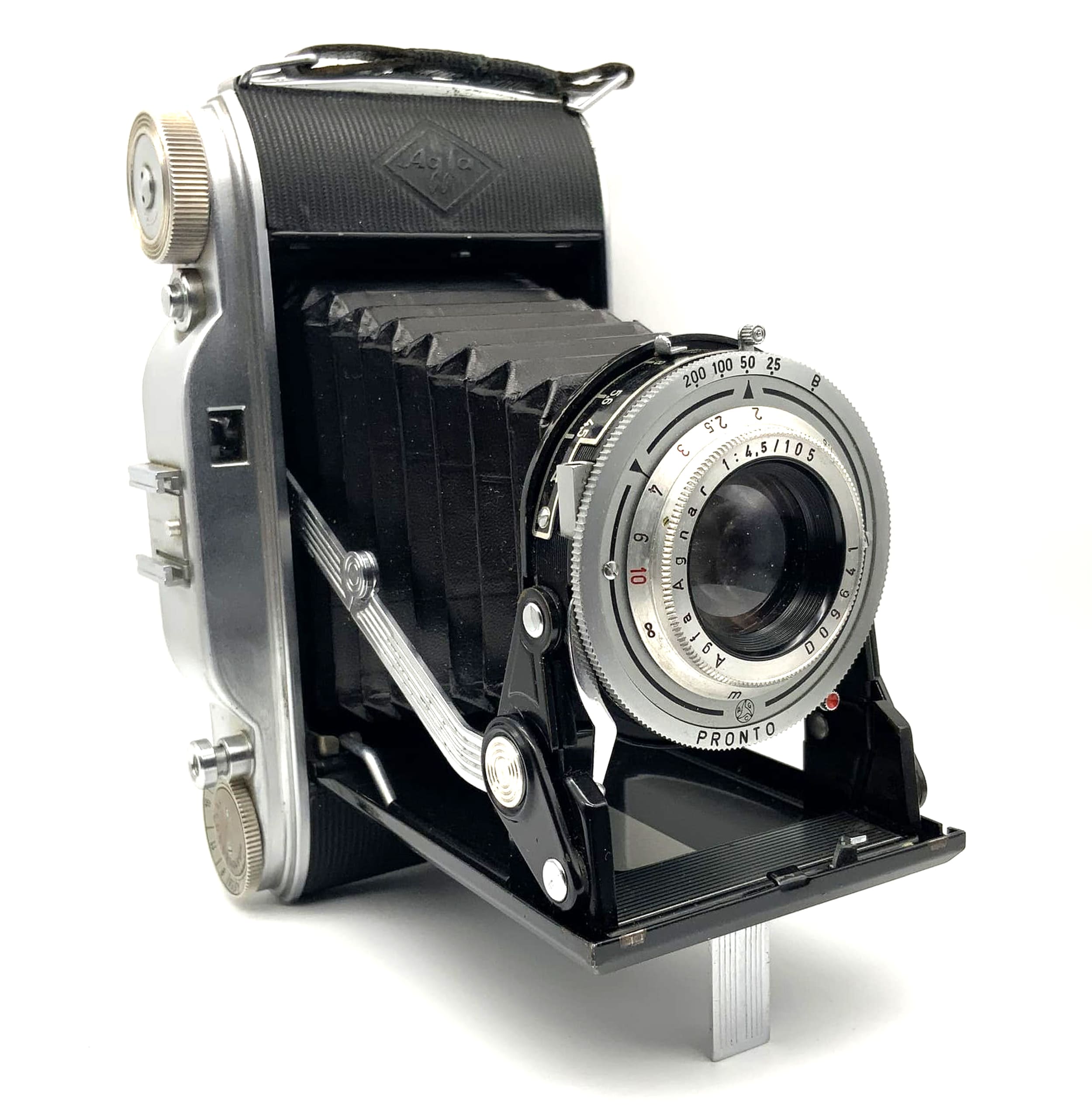 Agfa Record I Klappkamera mit Agnar 1:4.5/105 Pronto Analogkamera