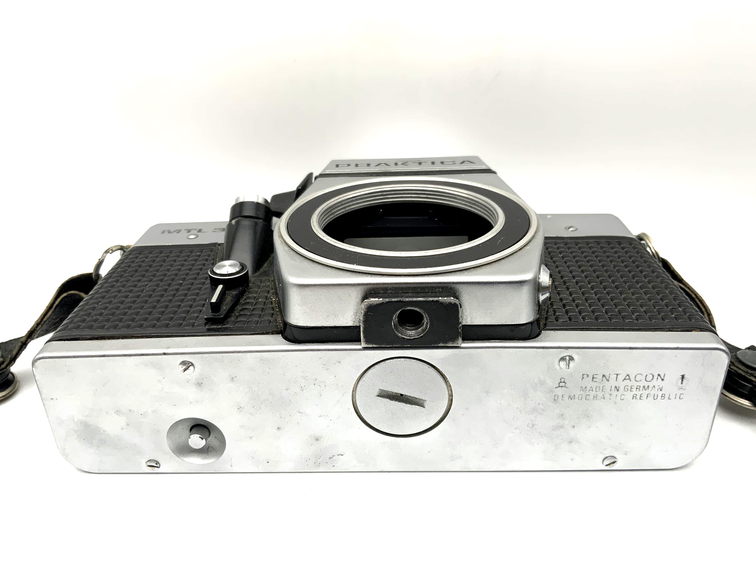 Praktica MTL 3 35mm SLR analog Pentacon Body Gehäuse (Praktica B) !Beli defekt!