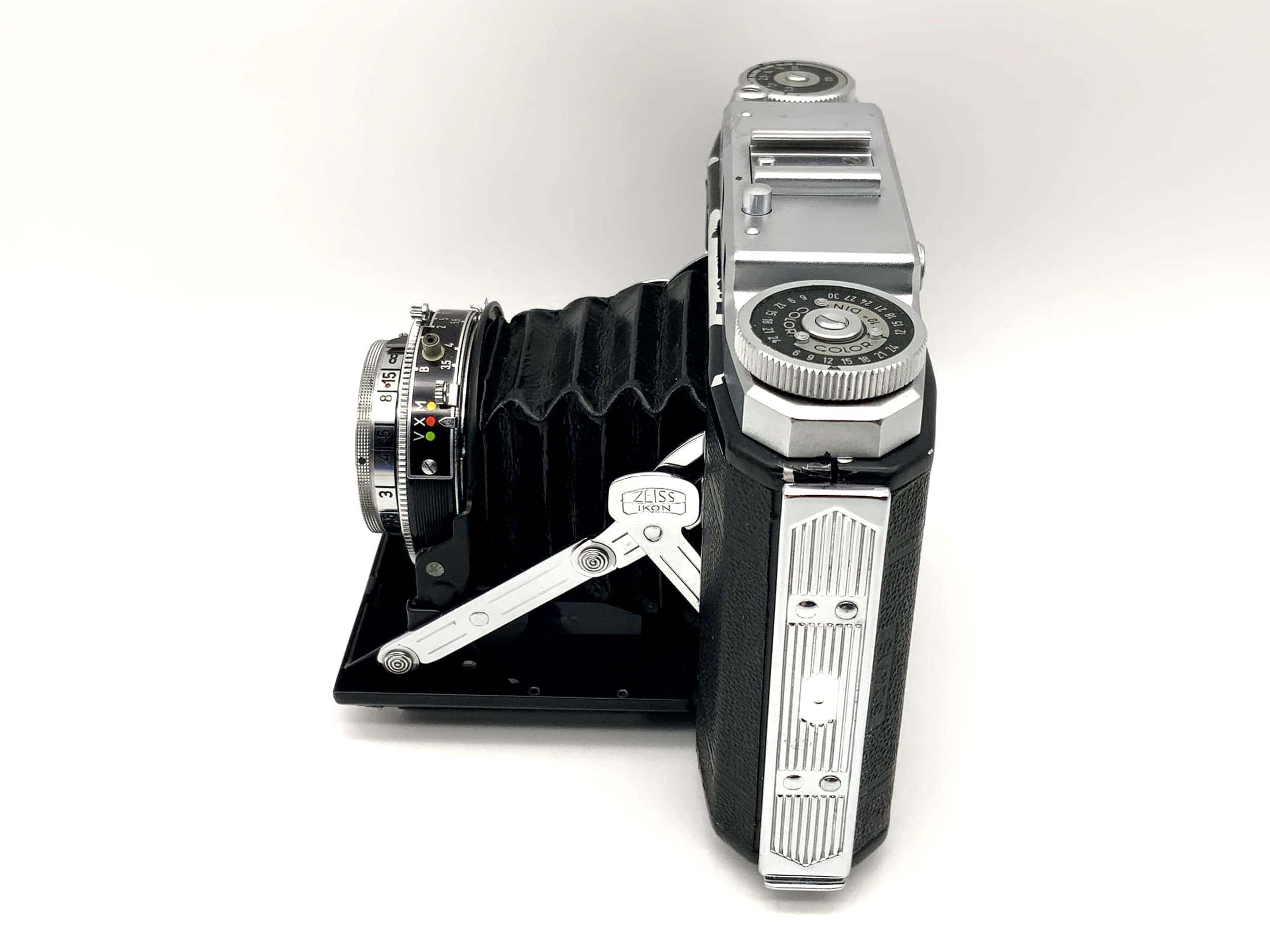 Zeiss Ikon Ikonta M 524/16 Klappkamera Novar Anastigmat 1:3.5 f=75mm Prontor-SVS