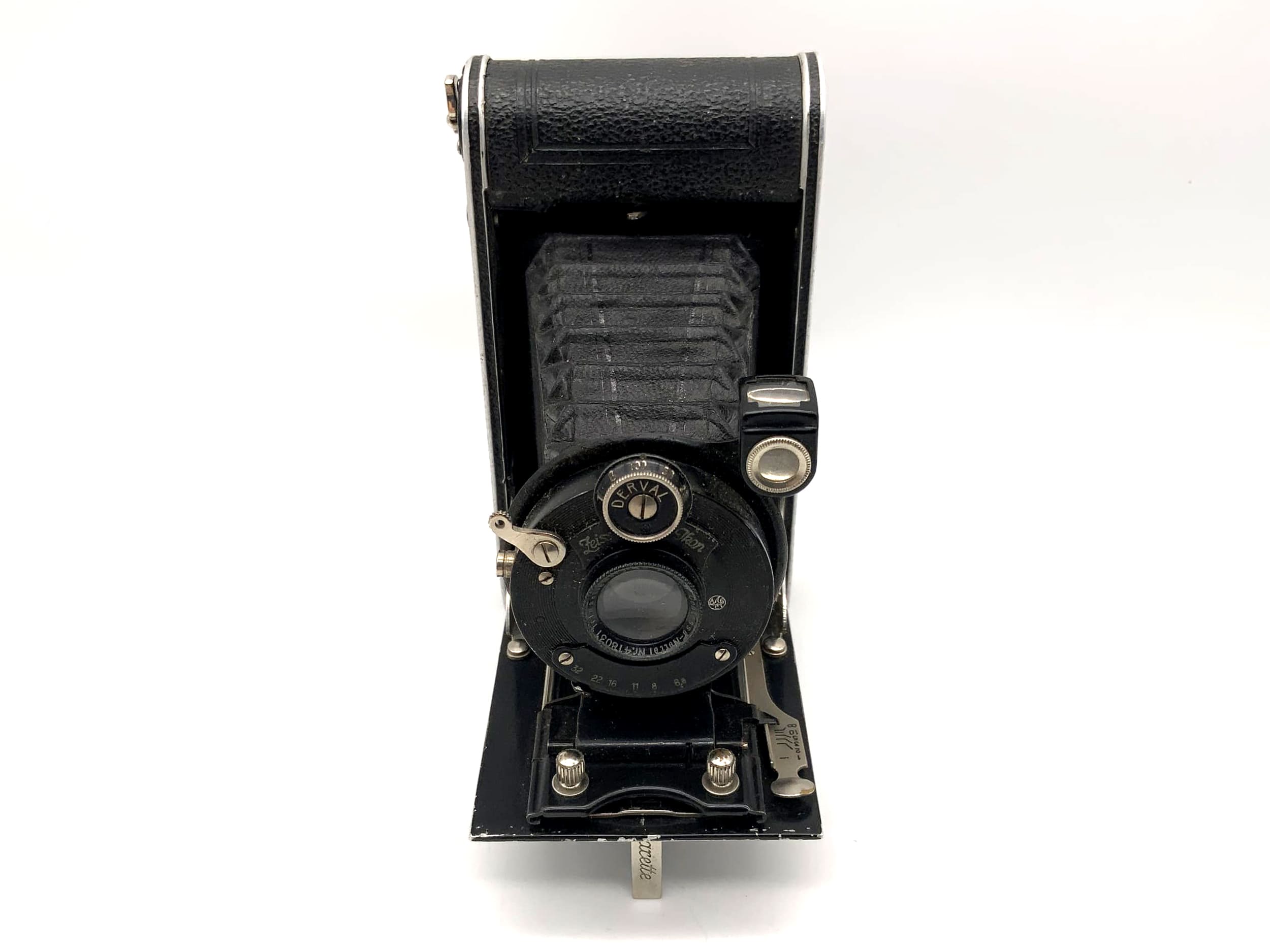 Zeiss Ikon Cocarette Klappkamera mit Contessa-Nettel Trinastigmat 1:6.8 f=9cm