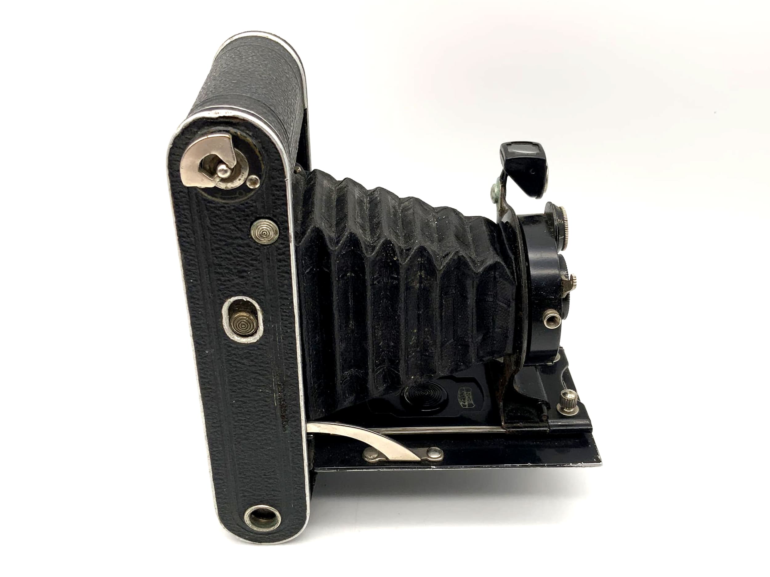 Zeiss Ikon Cocarette Klappkamera mit Contessa-Nettel Trinastigmat 1:6.8 f=9cm