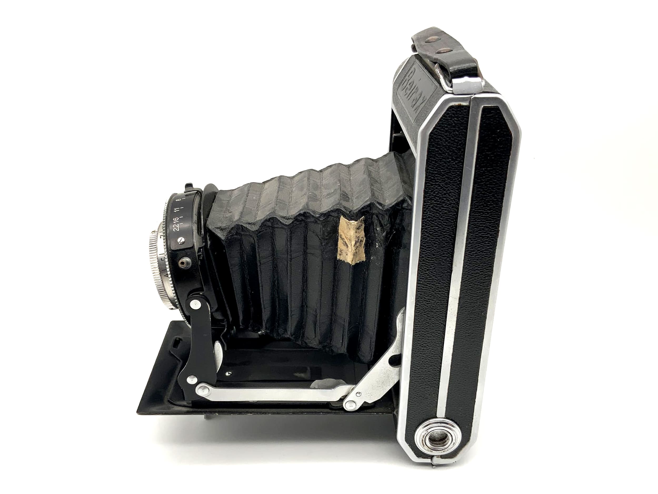 Appareil photo pliant Beier Beirax avec objectif E.Ludwig Meritar 1:4.5 f=105mm Junior