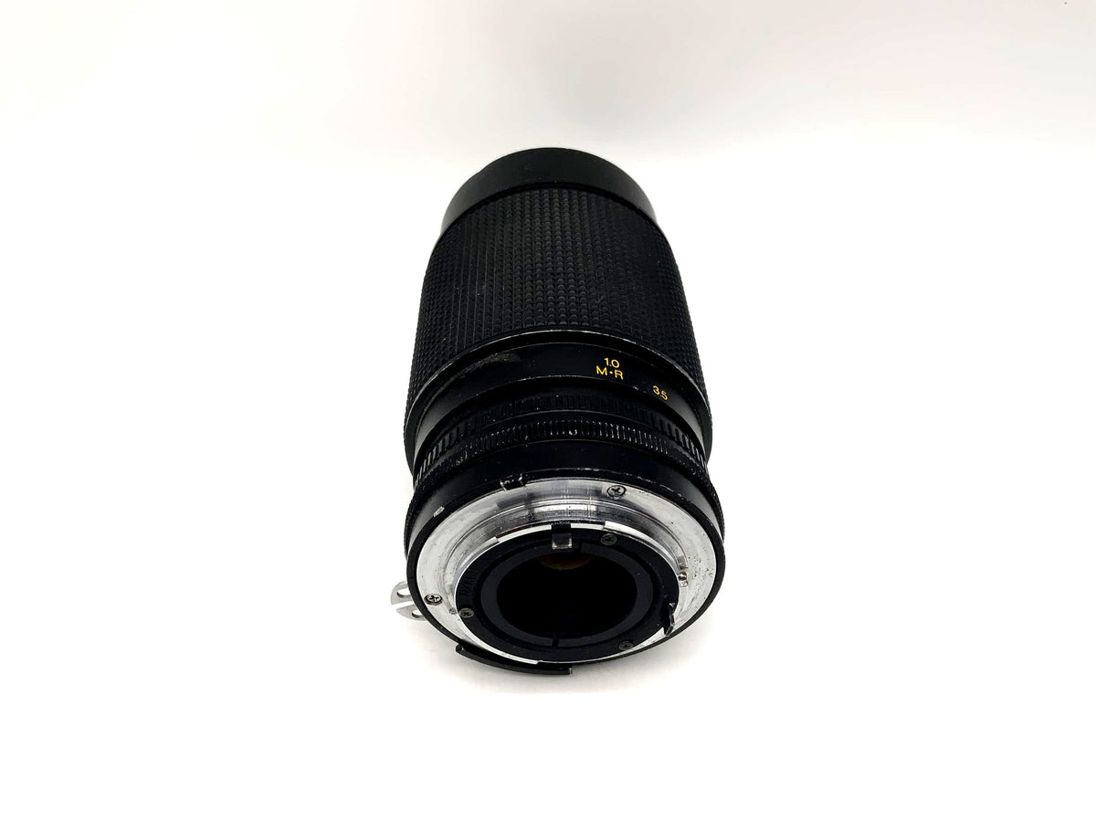 Objectif Vivitar 75-205mm 1:3.5-4.5 MC Macro Focusing Zoom pour appareil photo (Nikon F)