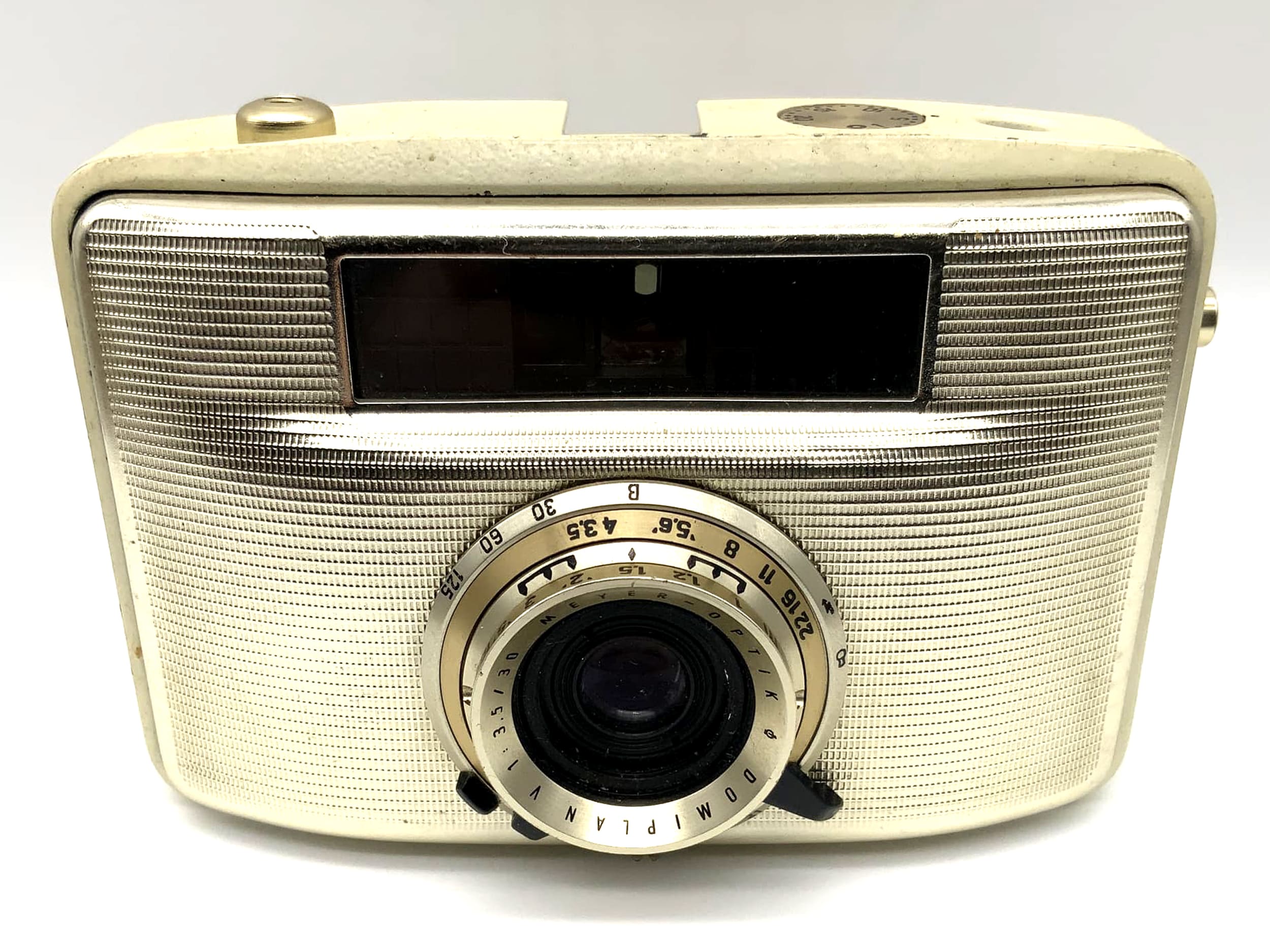 Pentacon Penti II rangefinder camera with Meyer Optik Domiplan V 1:3.5/30 gold/beige
