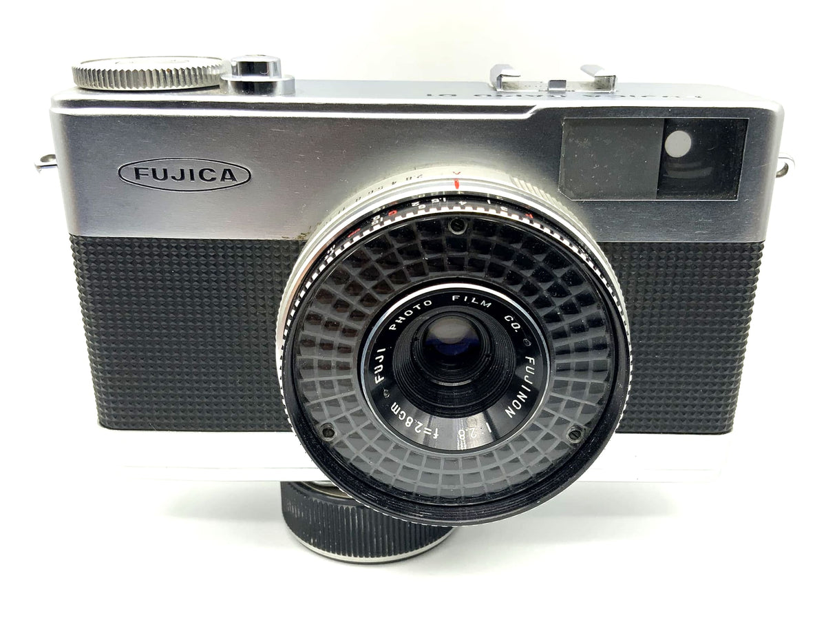 Fujica Rapid D1 viewfinder camera with Fujinon 1:2.8 f=2.8cm lens