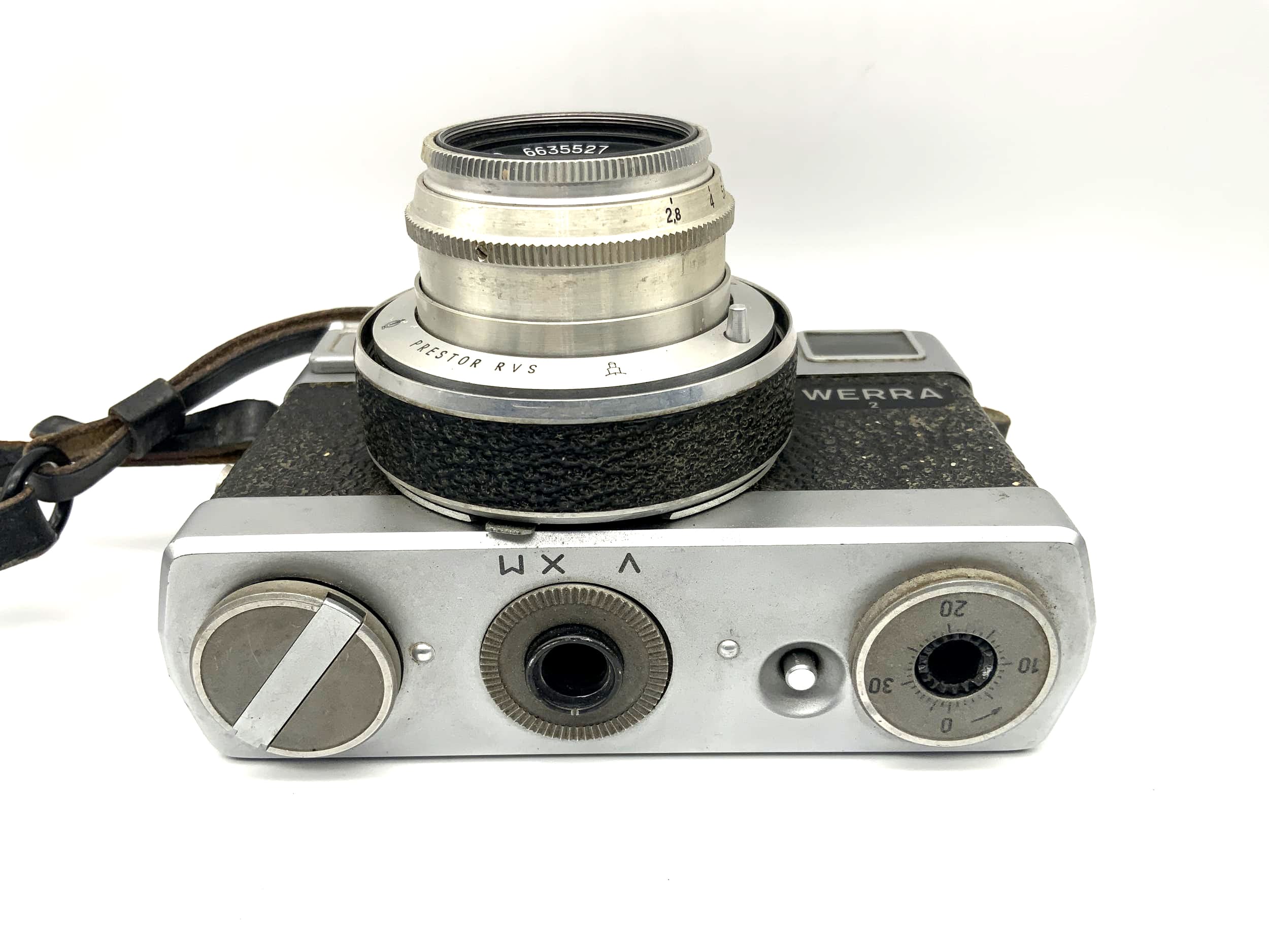 Pentacon Werra 2 Sucherkamera mit Carl Zeiss Tessar 2,8/50 Prestor RVS schwarz