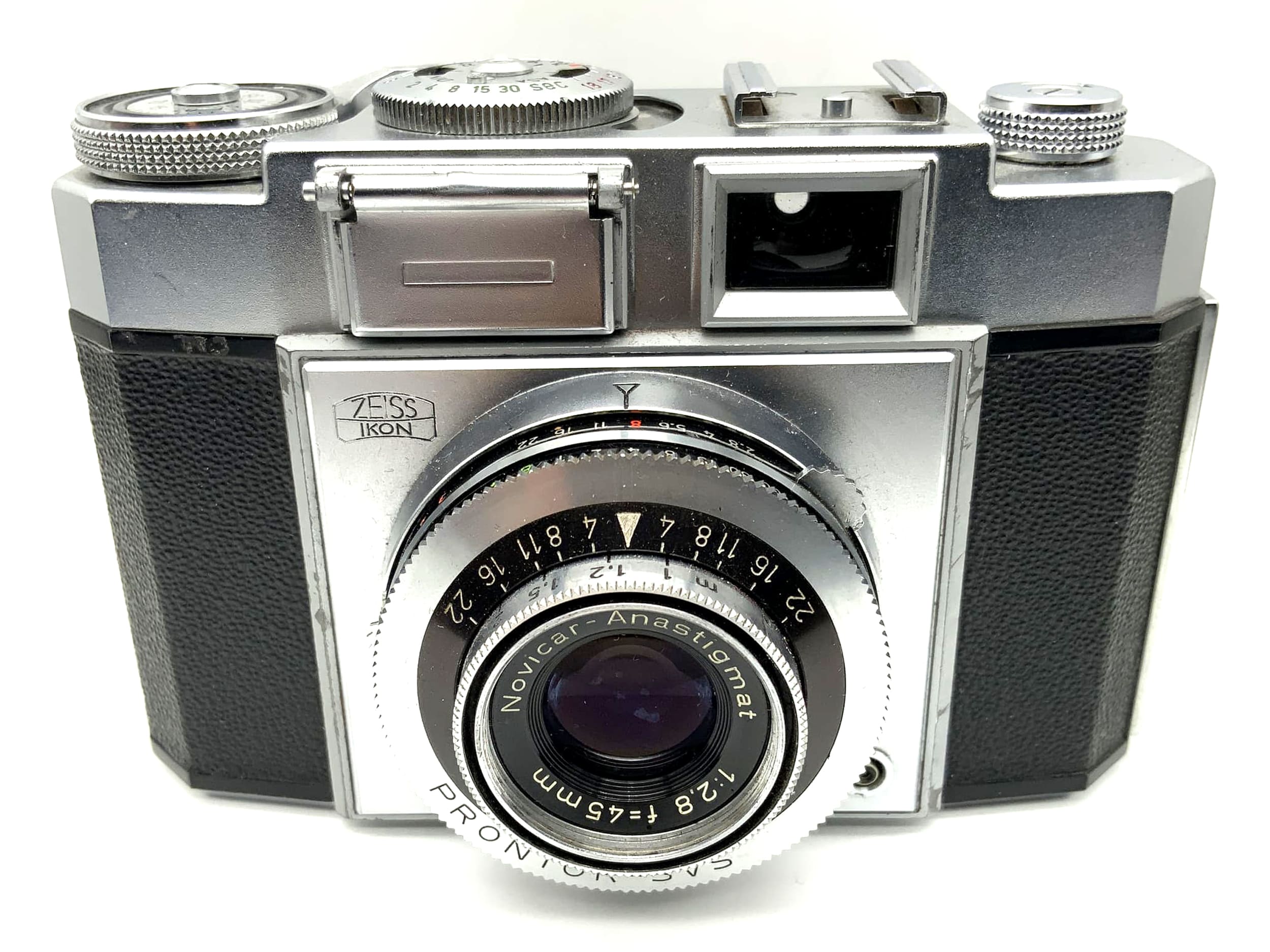 Zeiss Ikon Contina mit Novicar-Anastigmat 1:2.8 f=45mm 527/24 Prontor-SVS