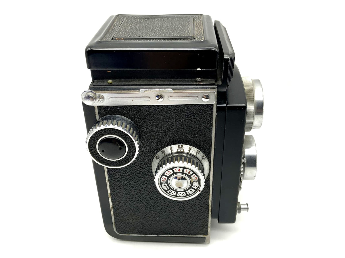 Yamato Rippaflex TLR avec Tri-Lausar Anastigmat 1:3,5 f=8cm moyen format