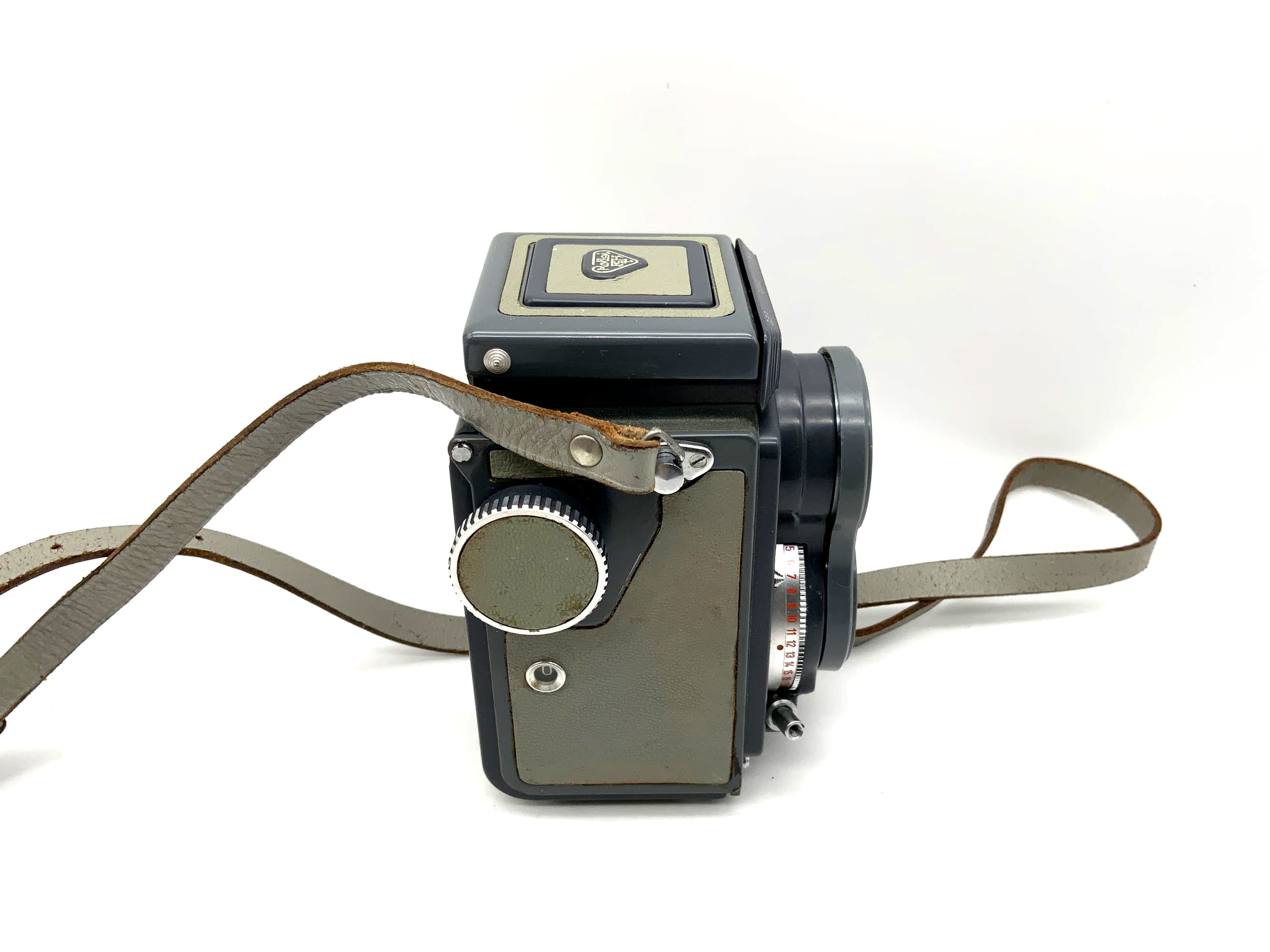 Rollei Rolleiflex Baby TLR mit Xenar 1:3.5/60 4x4 F&H Synchro Compur mit Tasche