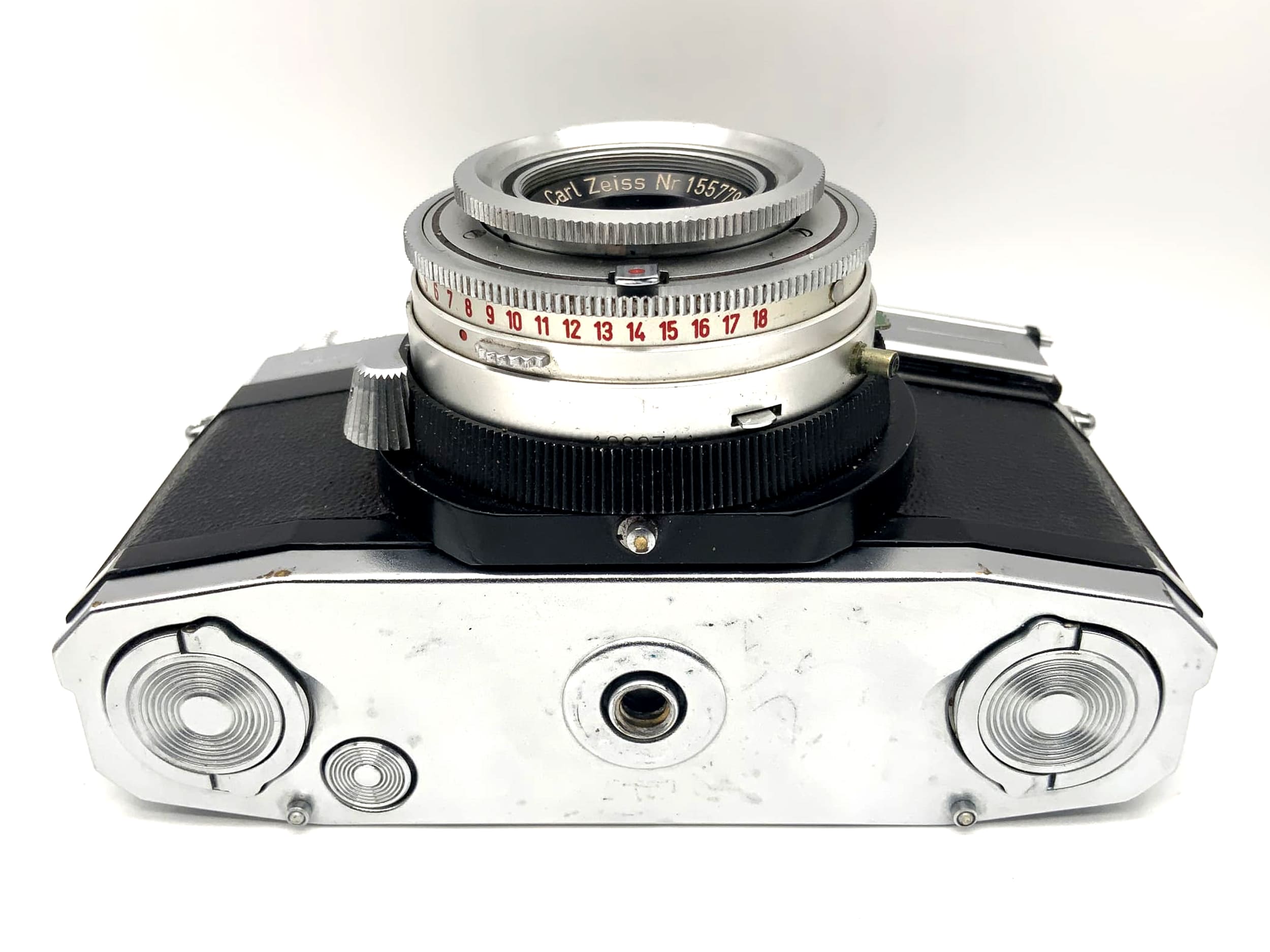 Zeiss Ikon Contaflex 35mm SLR analog mit Tessar 2.8/50 Synchro Compur Body