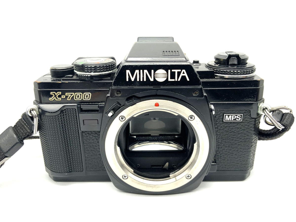 Minolta X-700 35mm SLR analog camera body (Minolta MD)