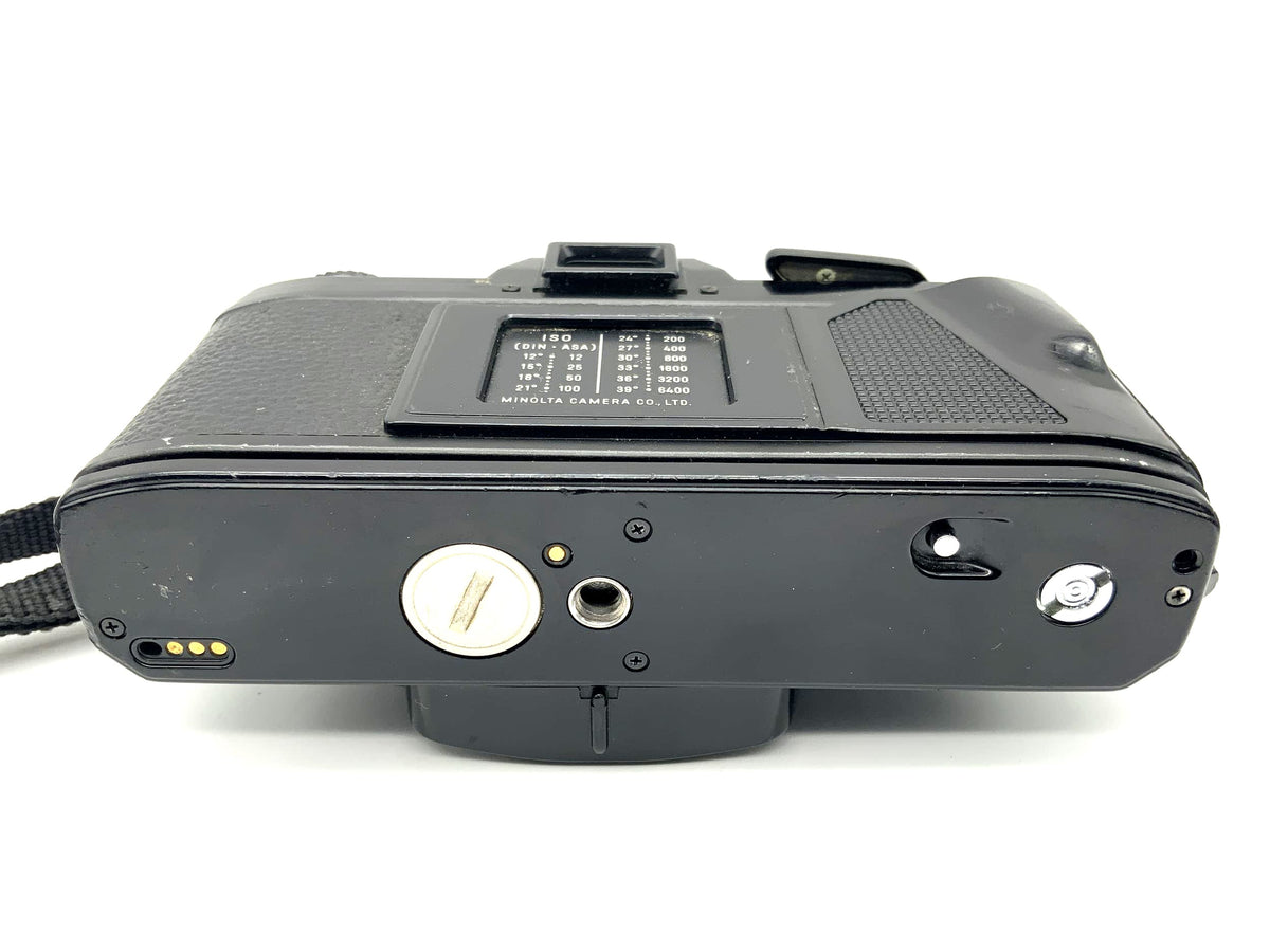 Minolta X-700 35mm SLR analog camera body (Minolta MD)
