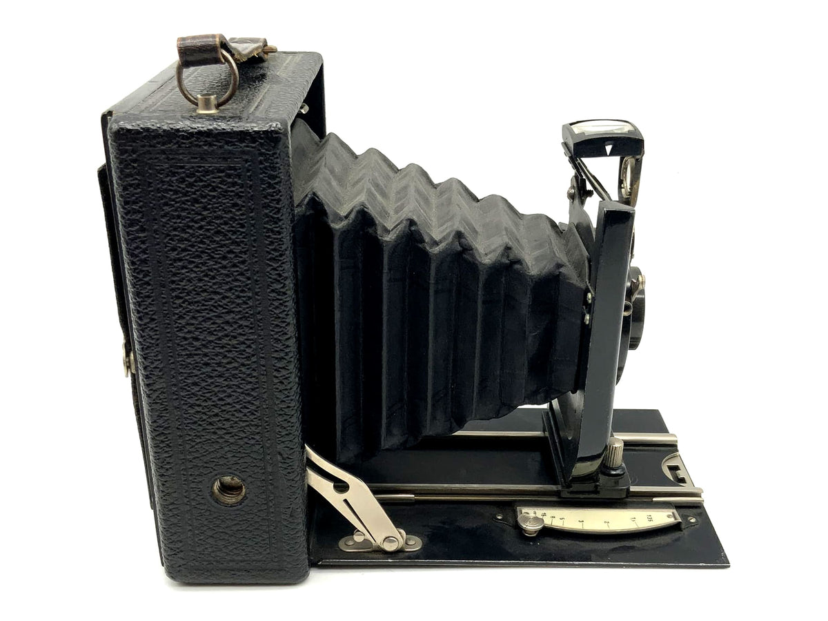 Glunz Model 3 plate camera with Meyer Goerlitz Trioplan 1:6.3 F=13.5cm Vario