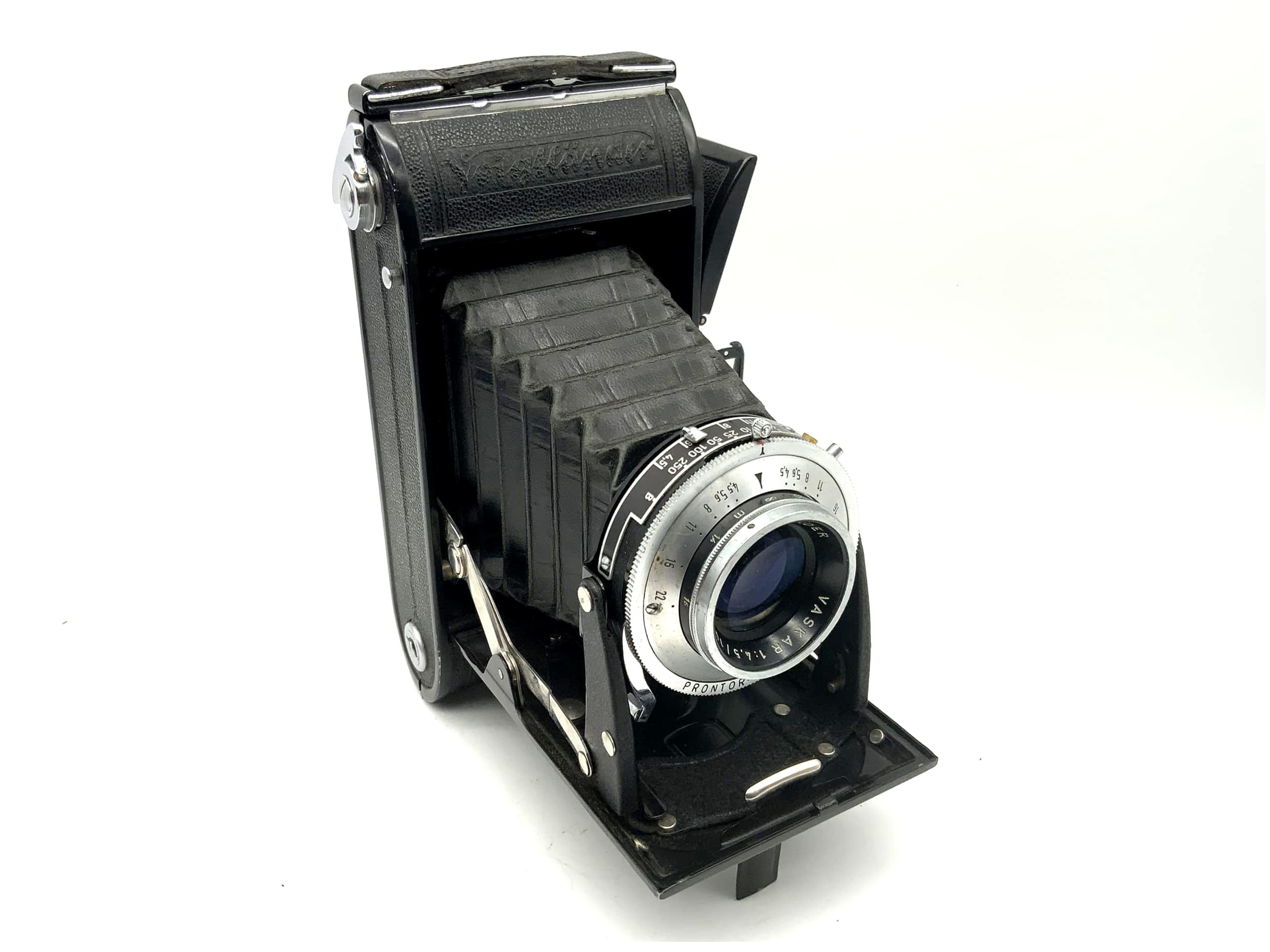Voigtländer Bessa Klappkamera mit Vaskar 1:4.5/105 Prontor-S 6x9 Analogkamera