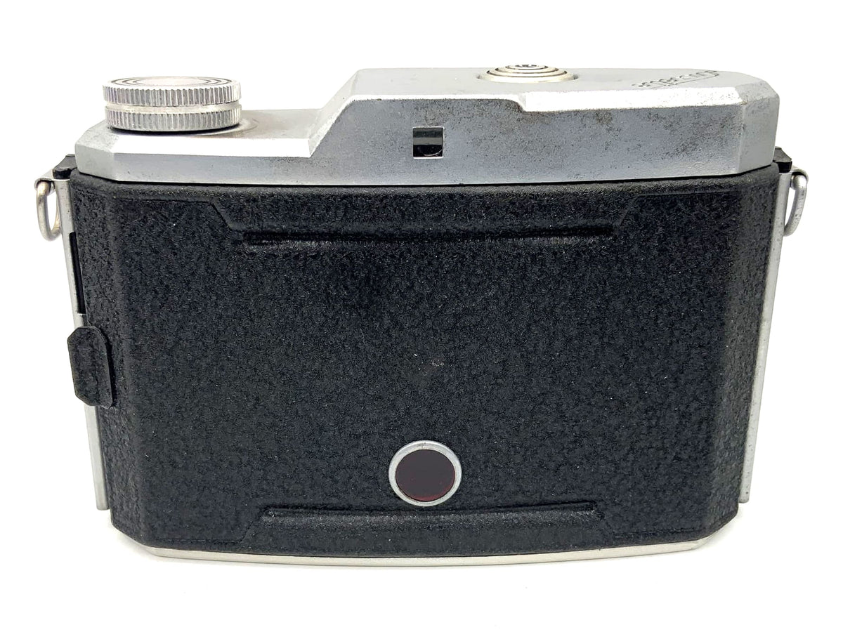 Luxette Cylux viewfinder camera with Cymat 1:7.7 compact camera analog camera