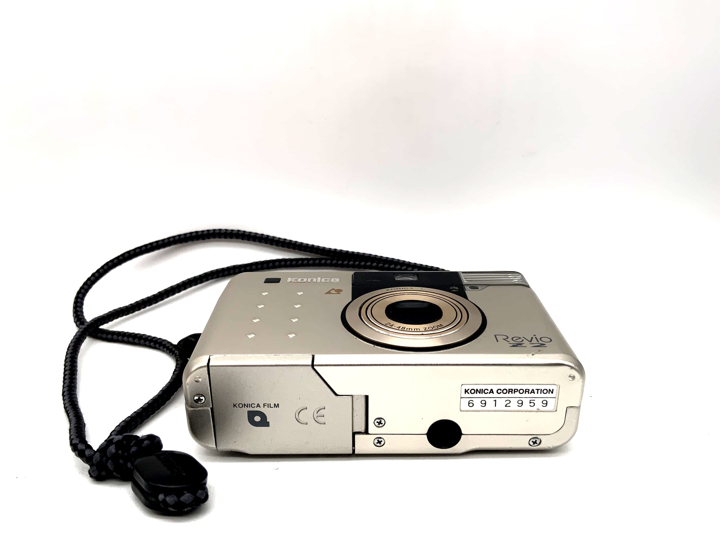 Konica Revio Z2 Point&amp;Shoot with 24-48mm zoom lens compact camera analog camera