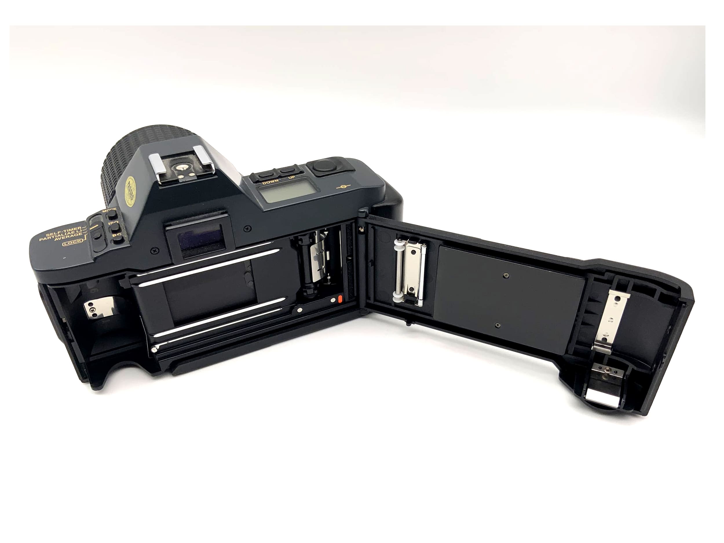 Canon T70 analoge Spiegelreflexkamera mit Ozunon GMC 1:3.5-4.8 35-75mm Objektiv