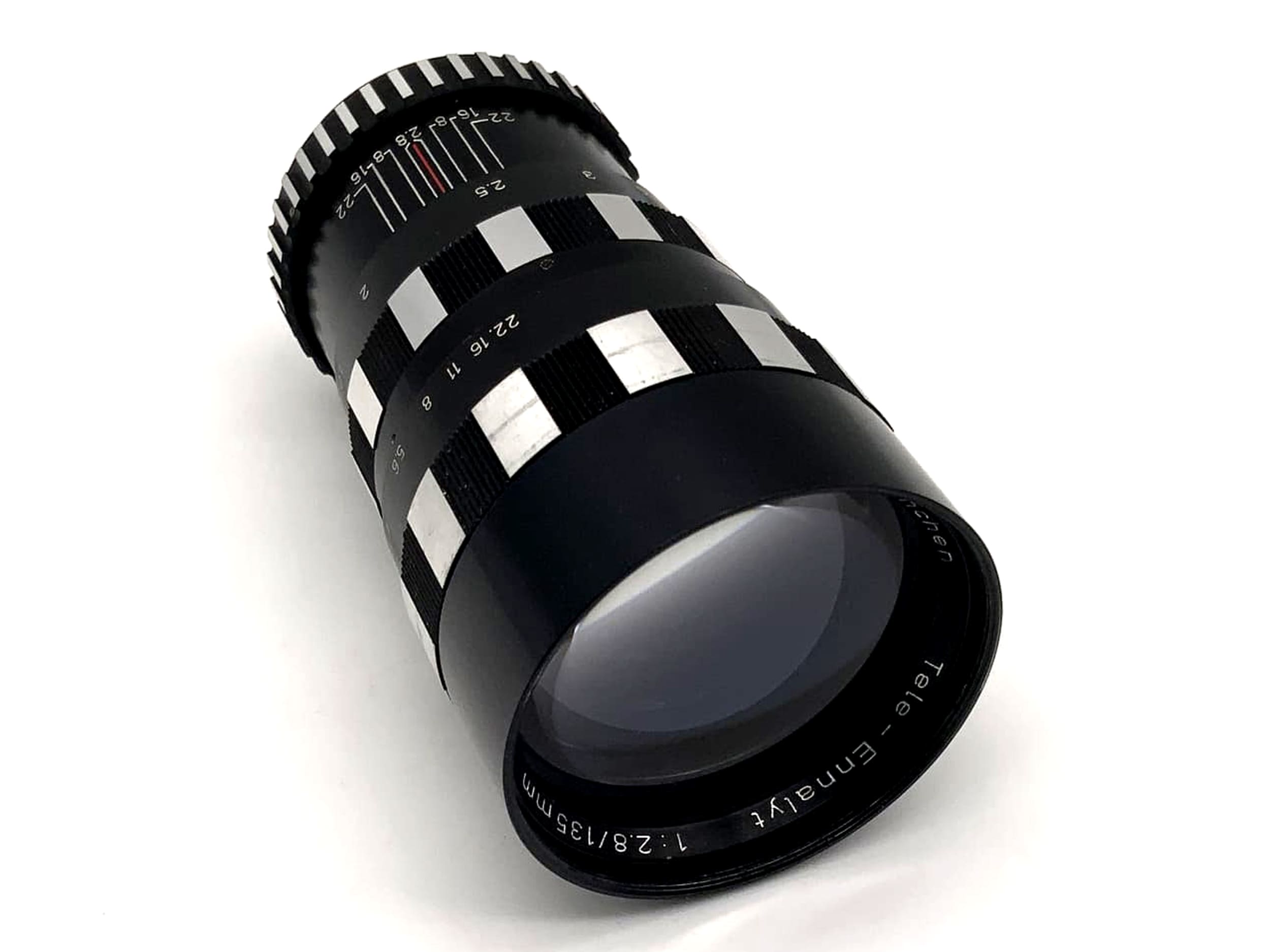 Enna München Tele-Ennalyt 1:2.8 135mm Zebra Objektiv manuell analog Lens (M42)