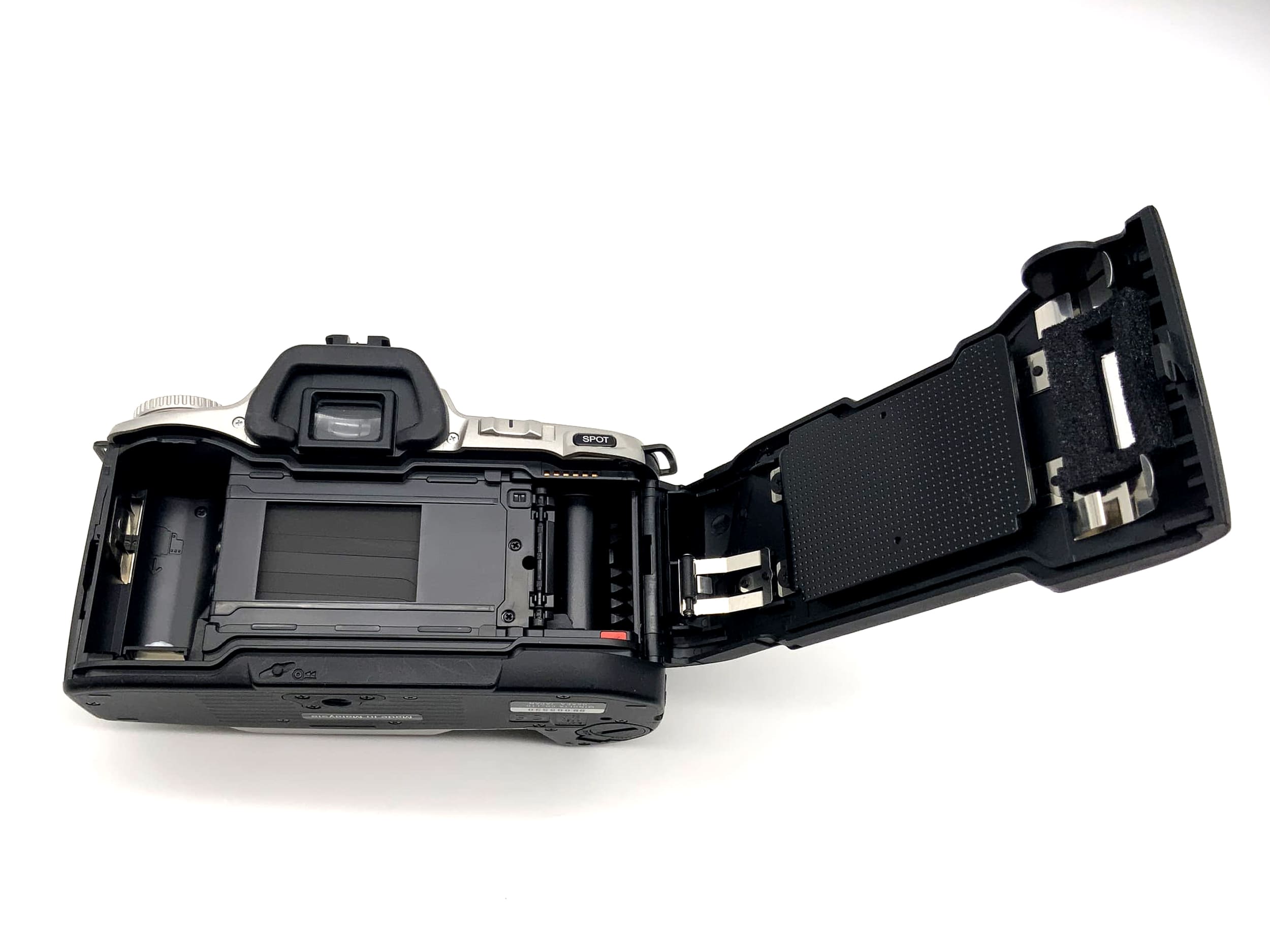 Appareil photo reflex numérique Minolta Dynax 404 si 35 mm AF à autofocus analogique