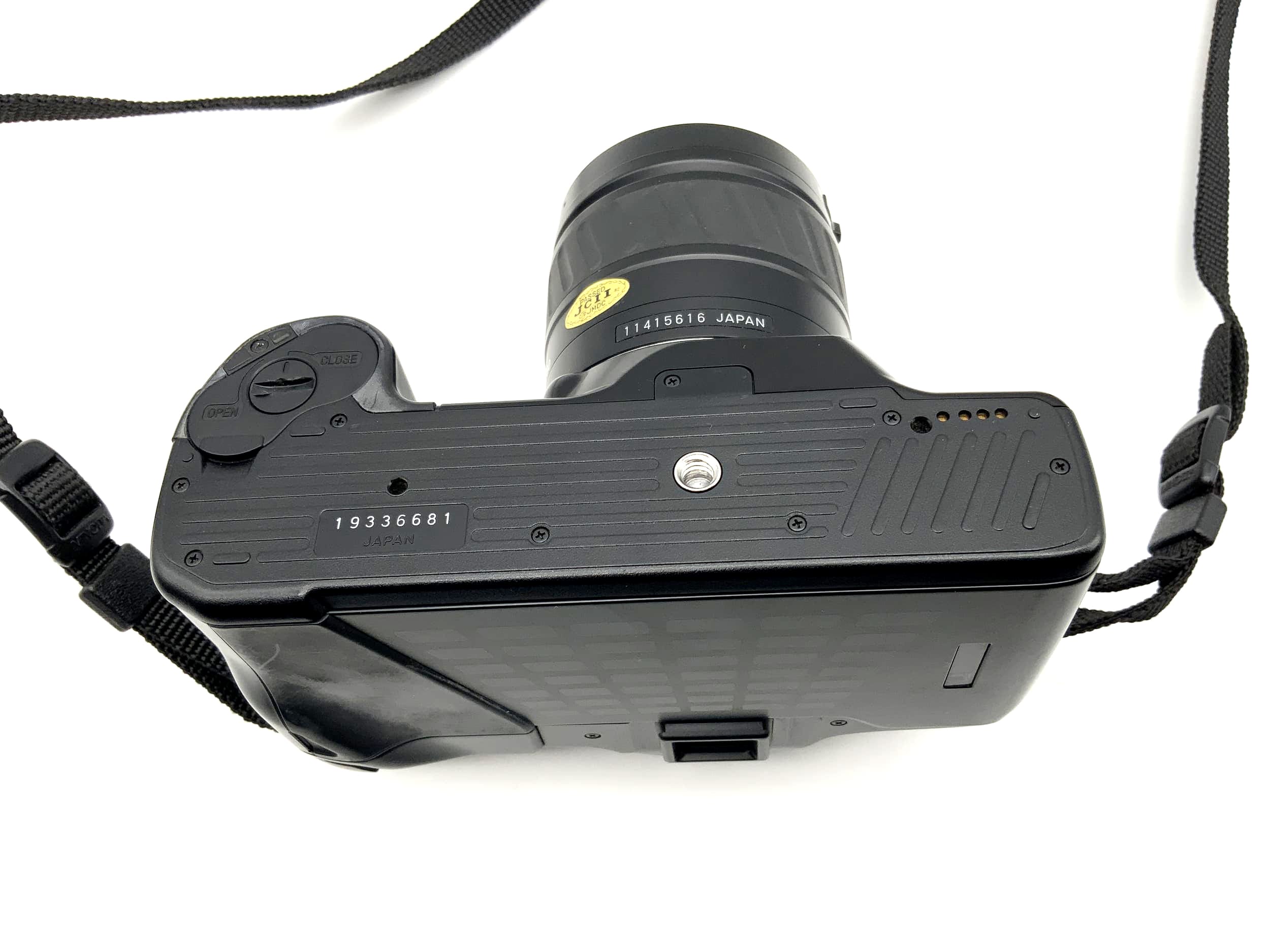 Minolta Dynax 7000i Spiegelreflexkamera mit AF Zoom 35-80mm 1:4-5.6 Objektiv